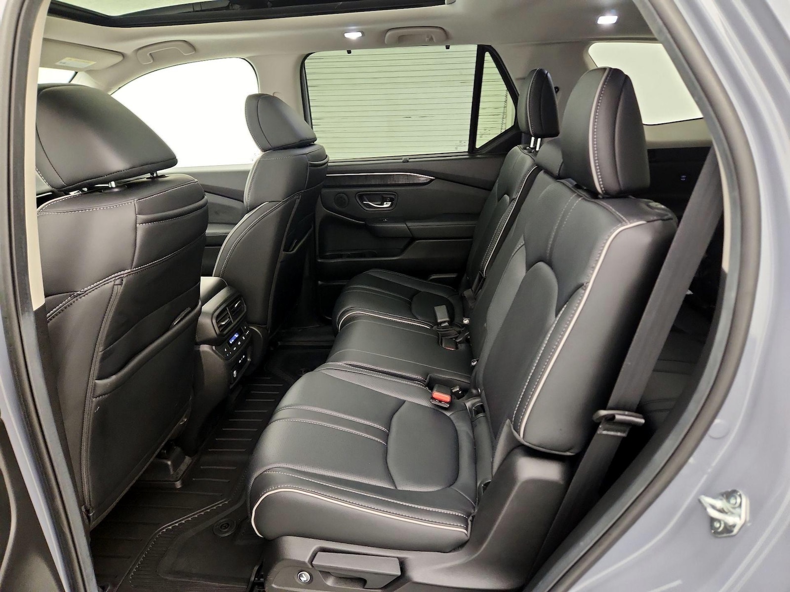 2025 Honda Pilot Elite - Photo 22