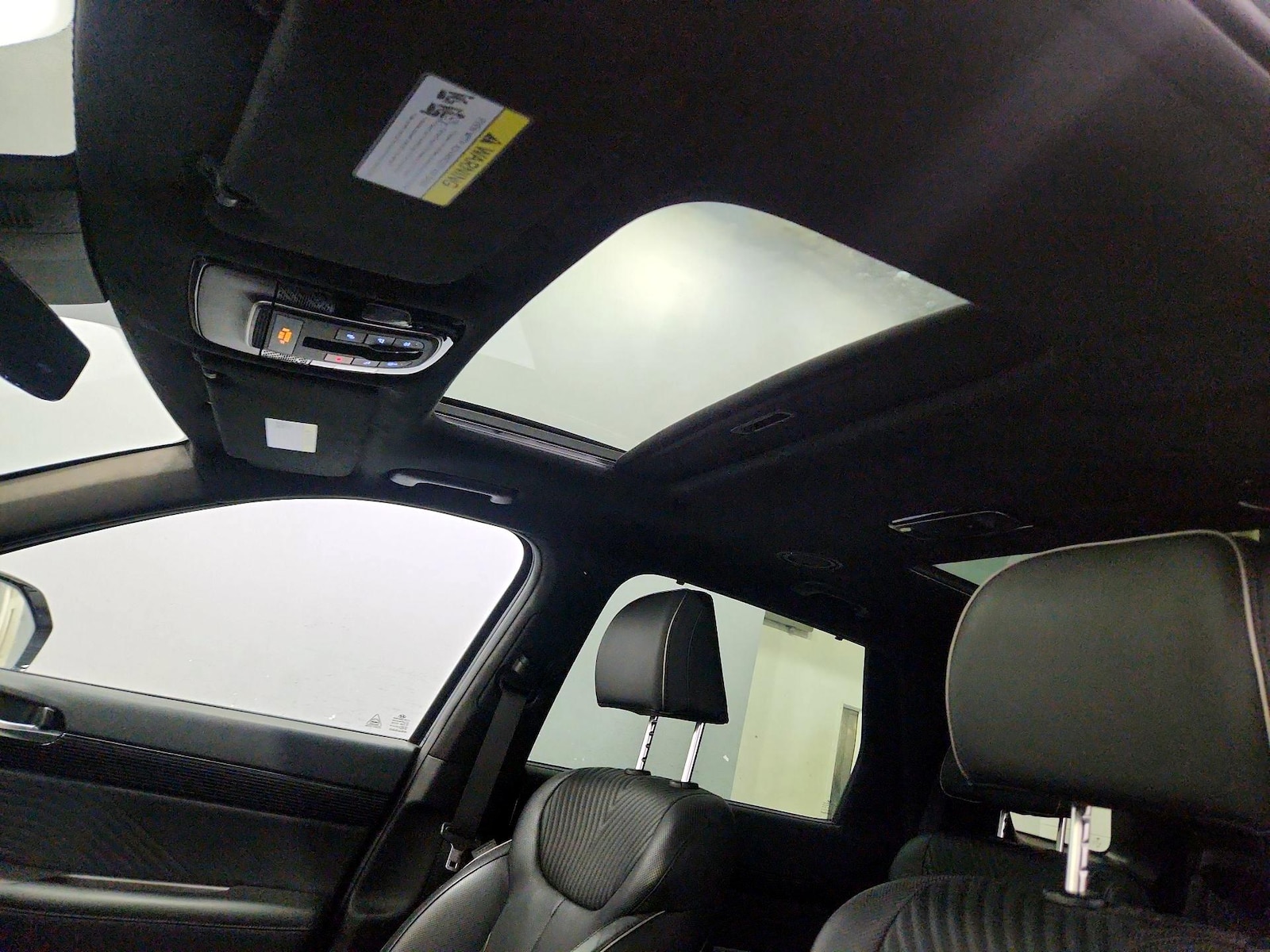 Sunroof(s) & Skylight(s)