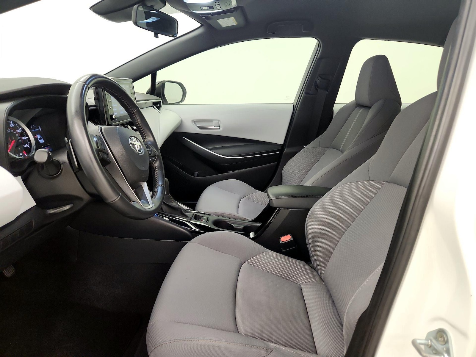 Power Seat(s) & Side Airbags