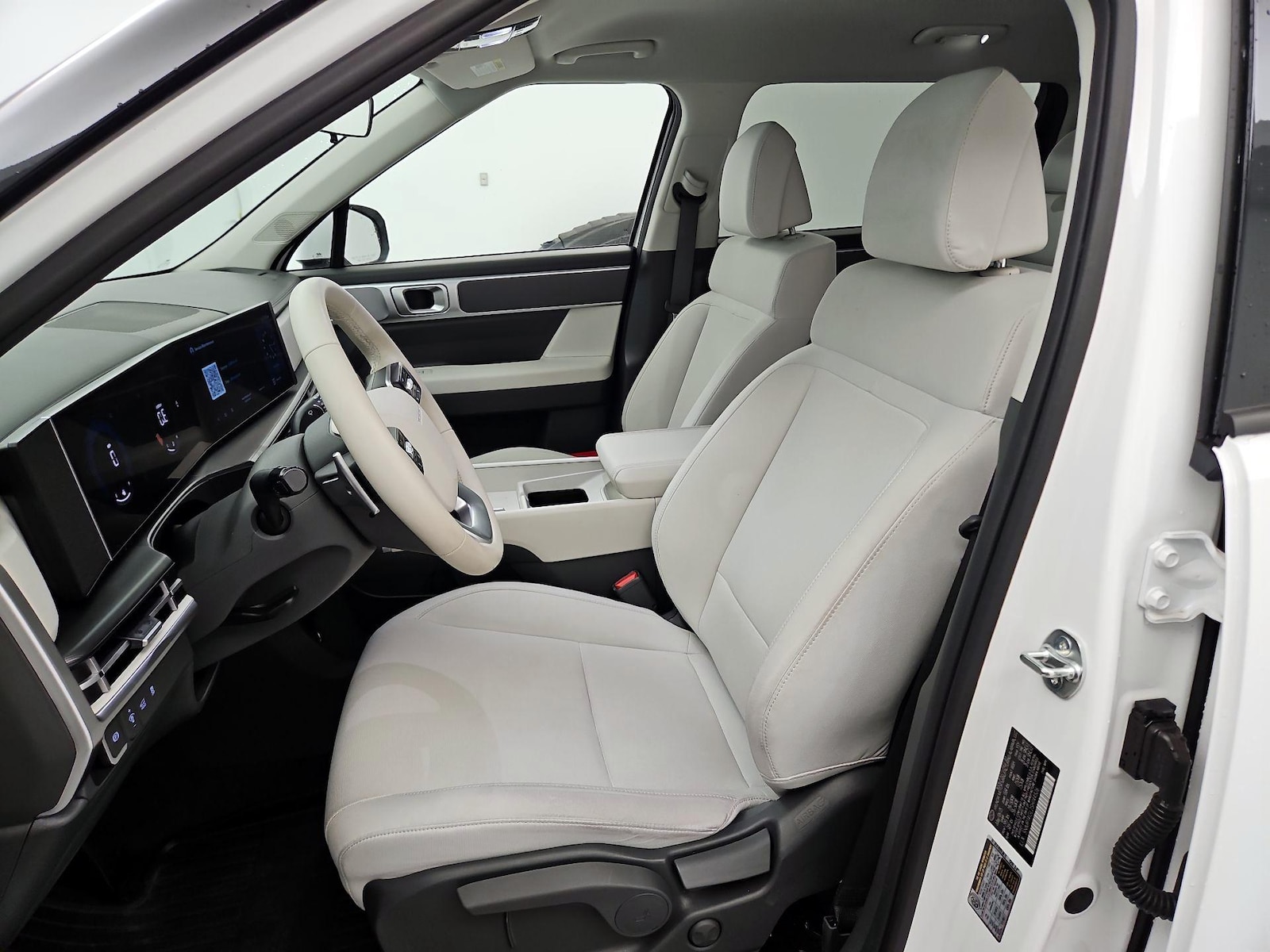 Power Seat(s) & Side Airbags