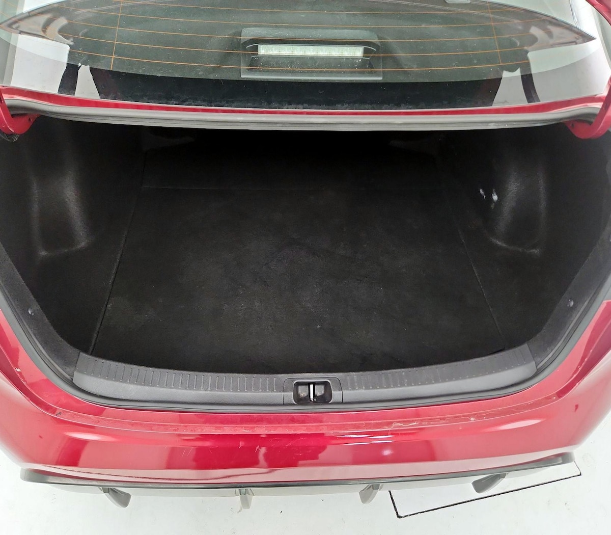 Trunk/Cargo (Seats Up)