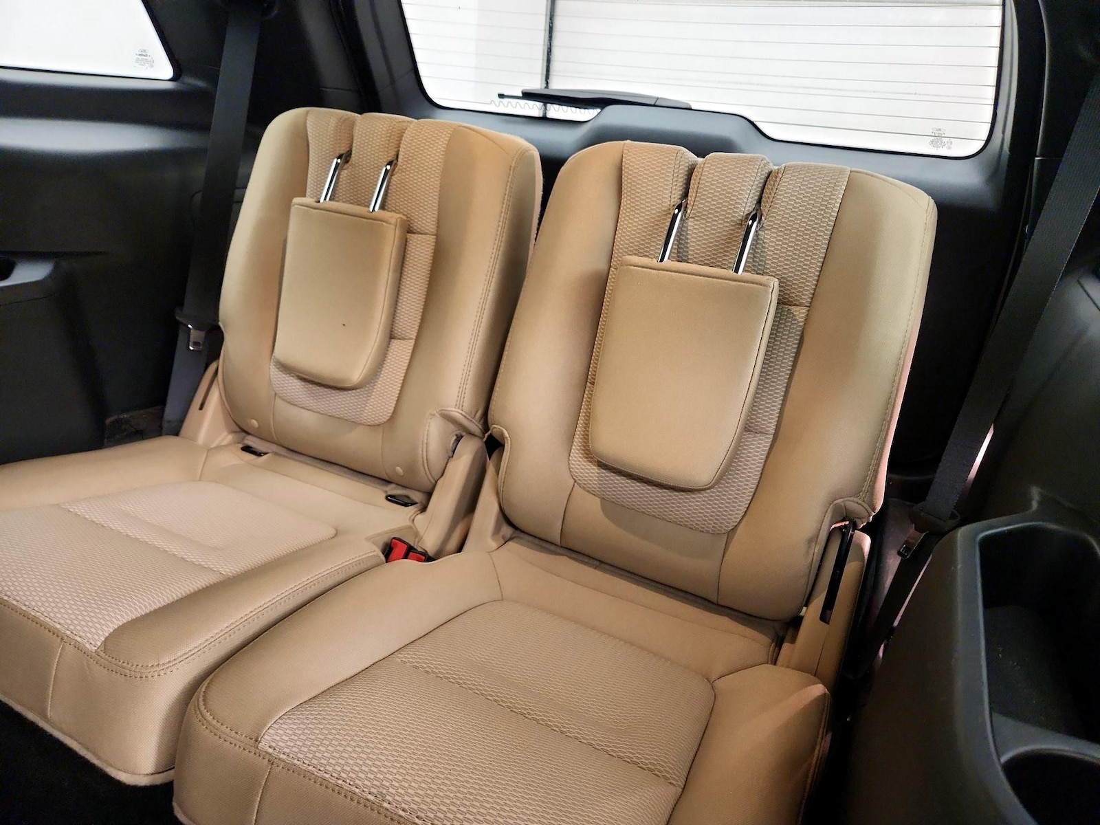 2017 Ford Explorer XLT - Photo 21