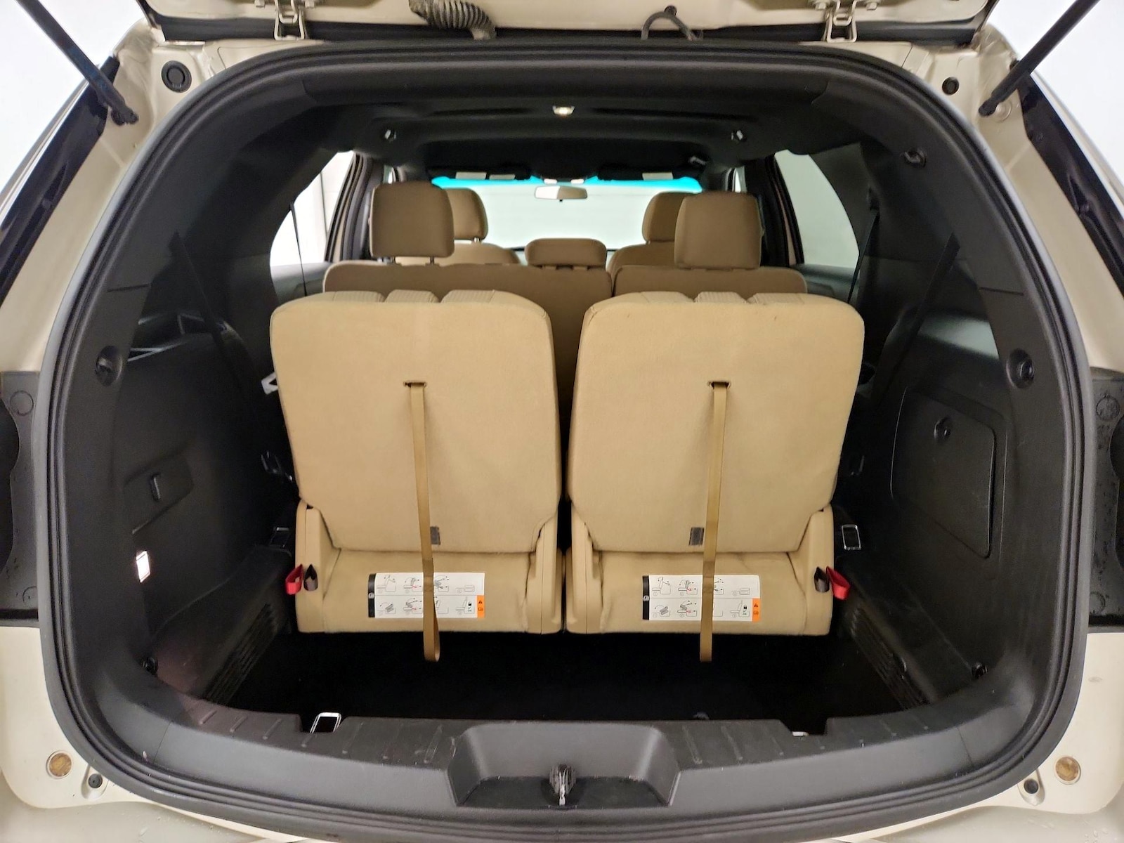 2017 Ford Explorer XLT - Photo 22