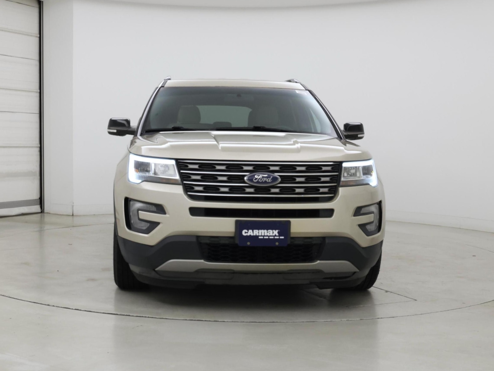 2017 Ford Explorer XLT - Photo 6