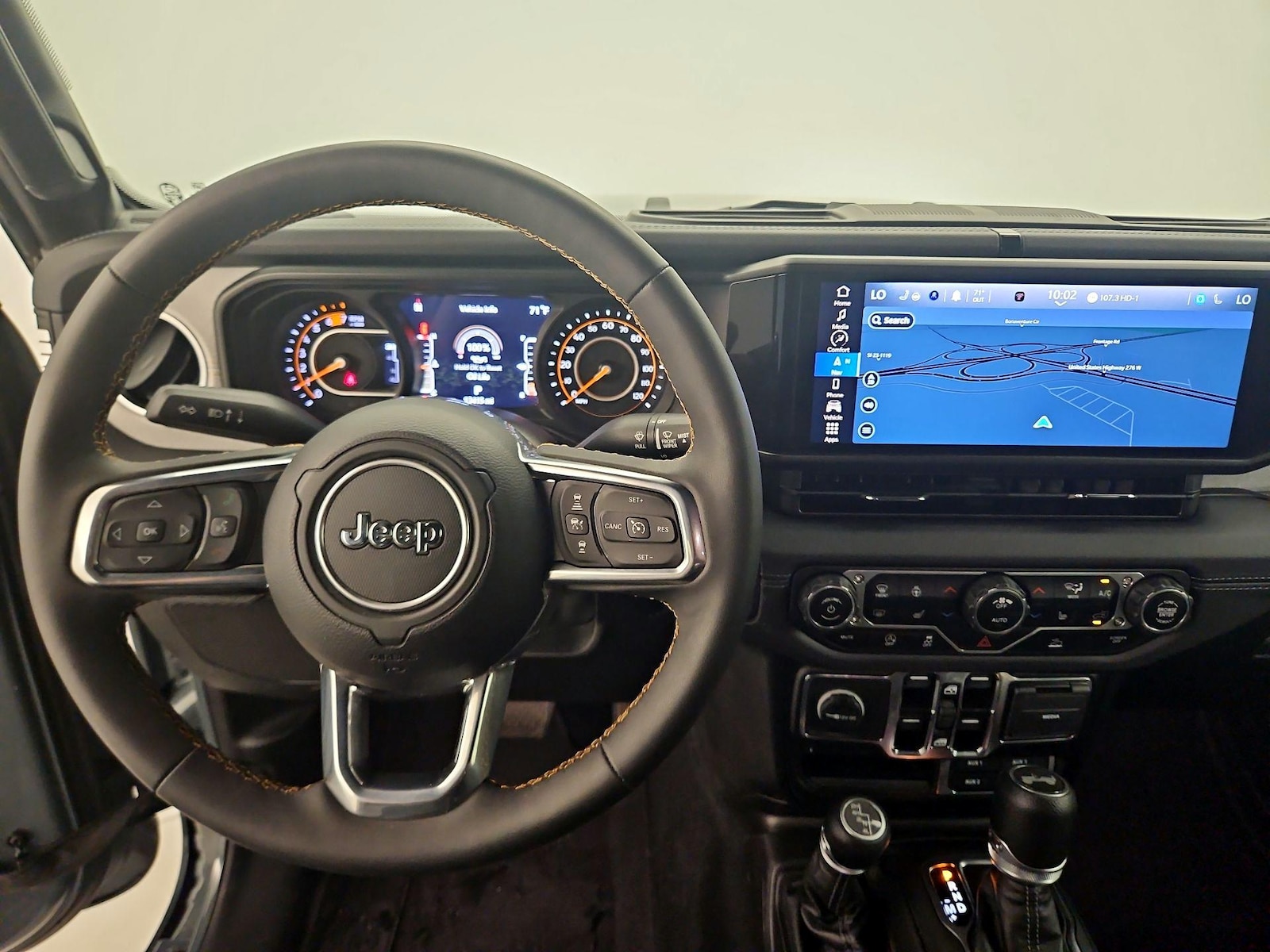 Apple CarPlay® & Android Auto™
