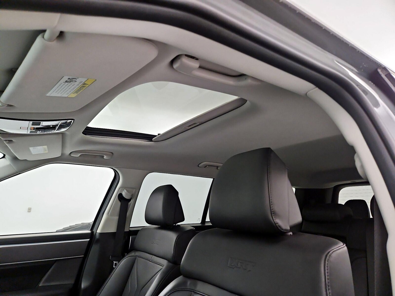 Sunroof(s) & Overhead Airbags