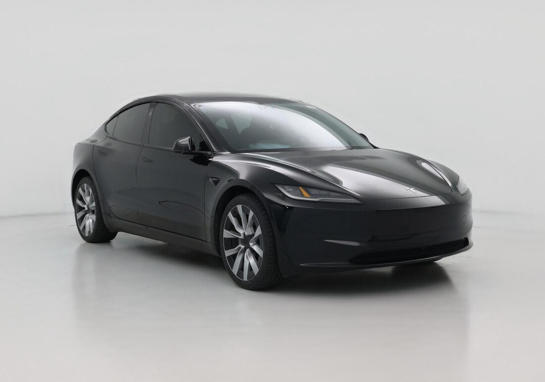 2025 Tesla Model 3 Long Range Rear-Wheel Drive in Black — CarMax photo