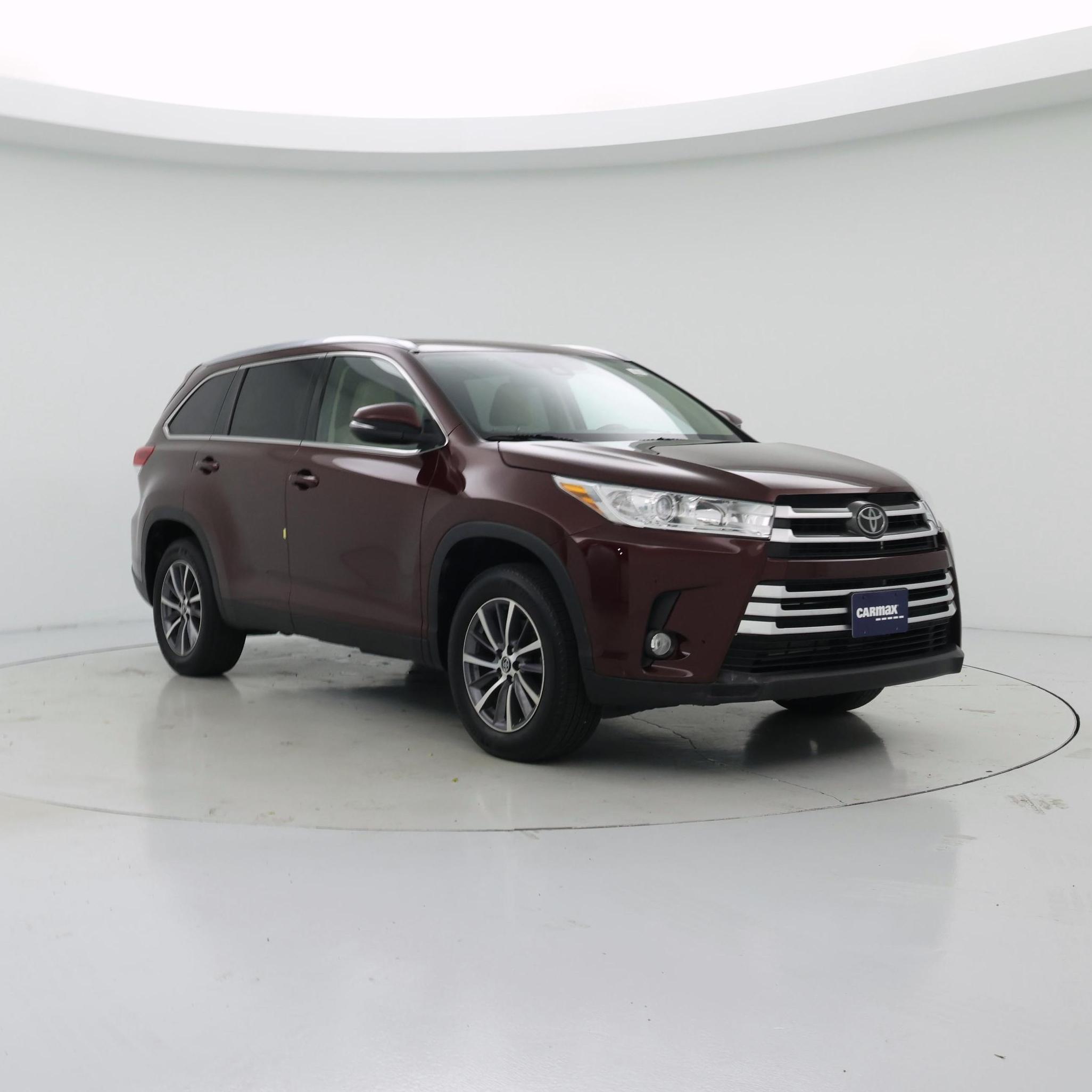 Red (Burgundy) 2019 Toyota Highlander SUV / Crossover Front-Wheel Drive Automatic