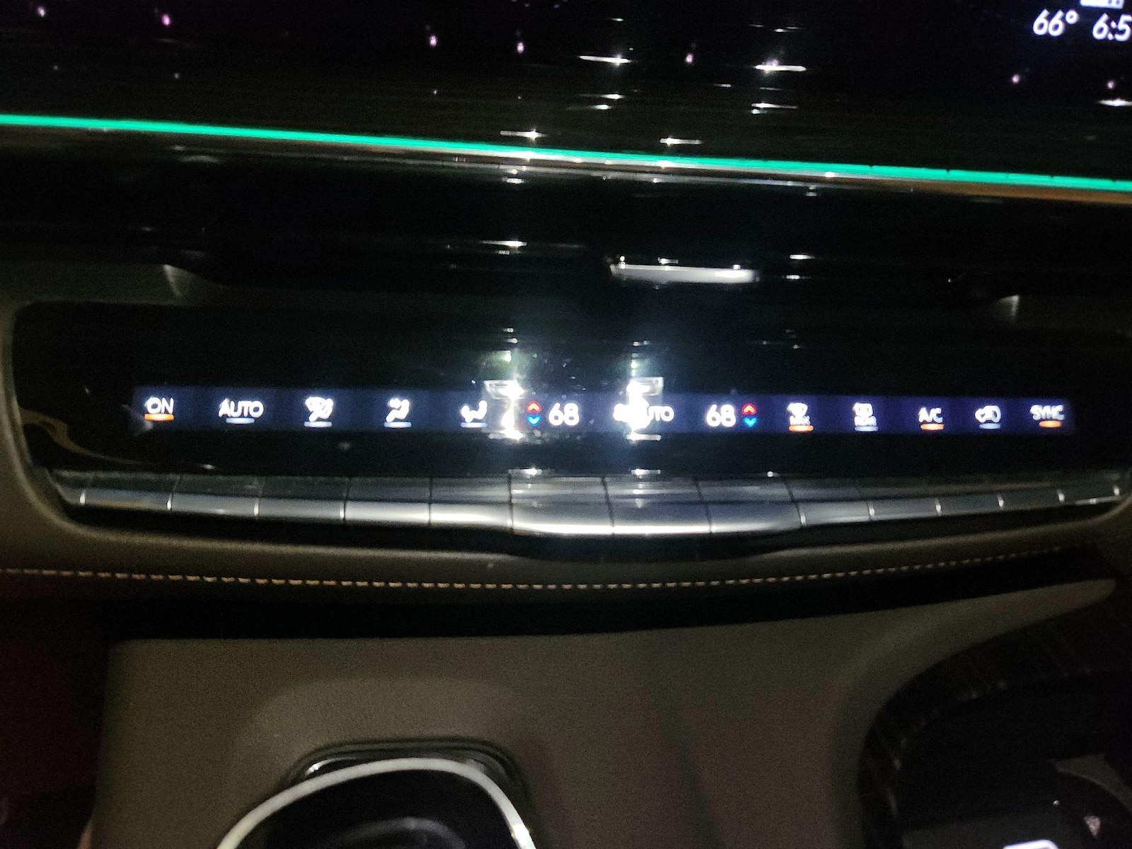 2023 Cadillac Escalade ESV Premium Luxury - Photo 18