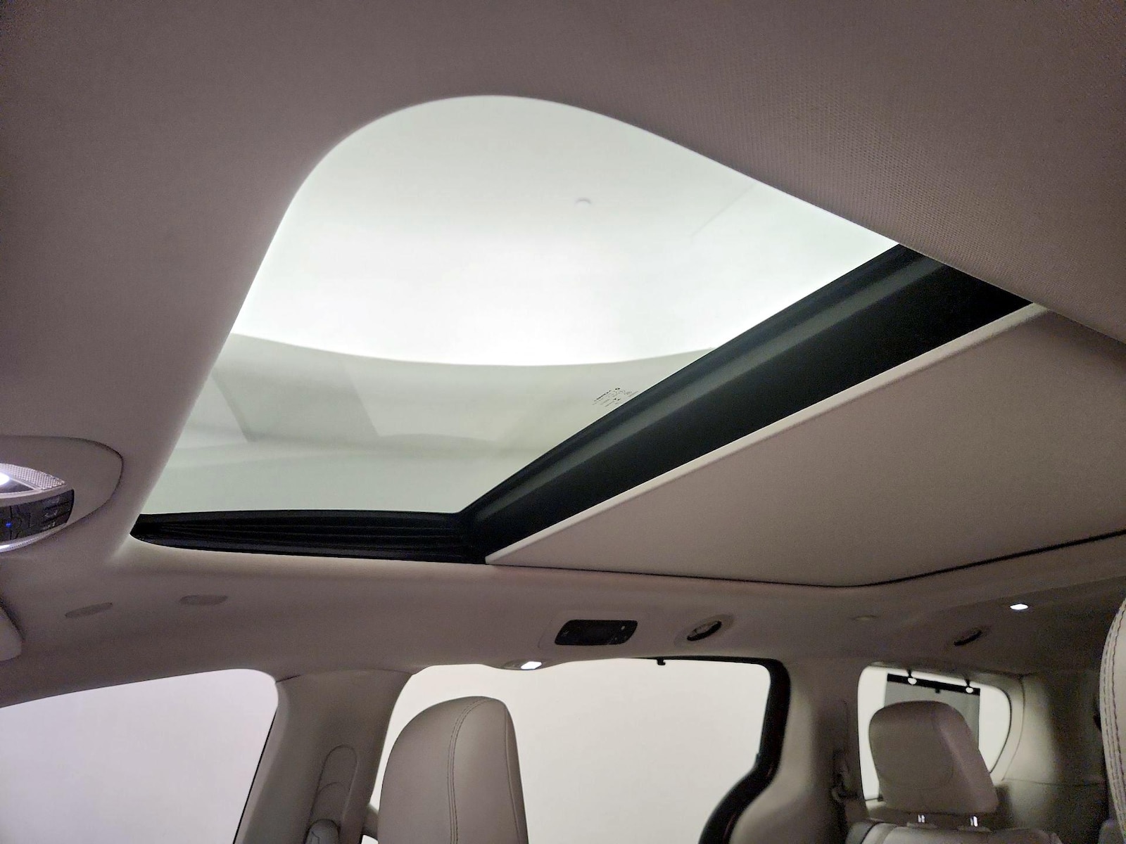 Panoramic Sunroof