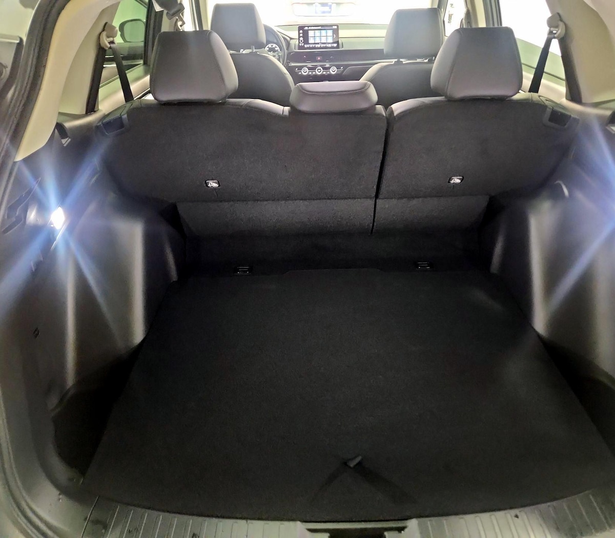 Trunk/Cargo (Seats Up)