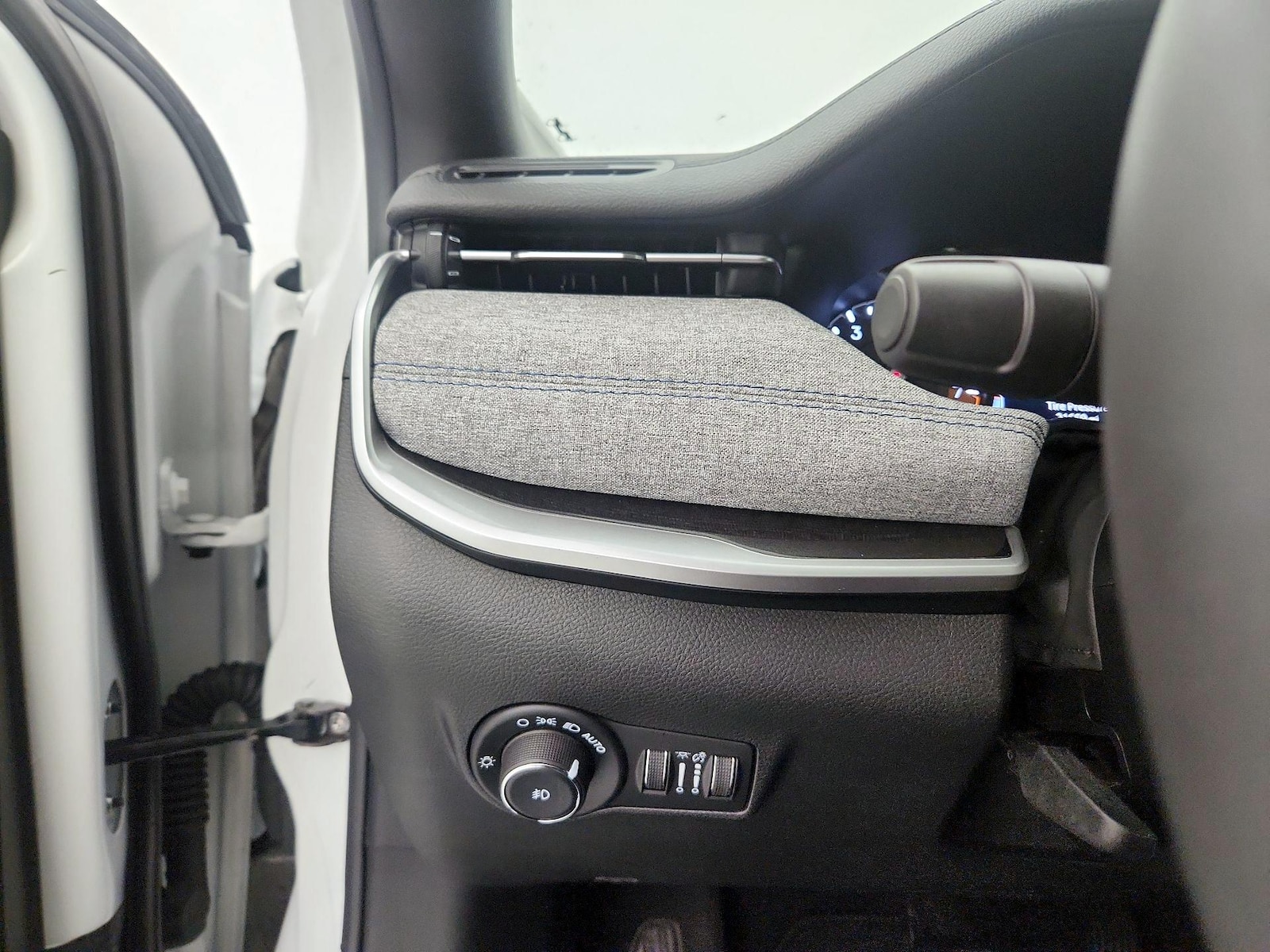 2025 Jeep Compass Latitude - Photo 14