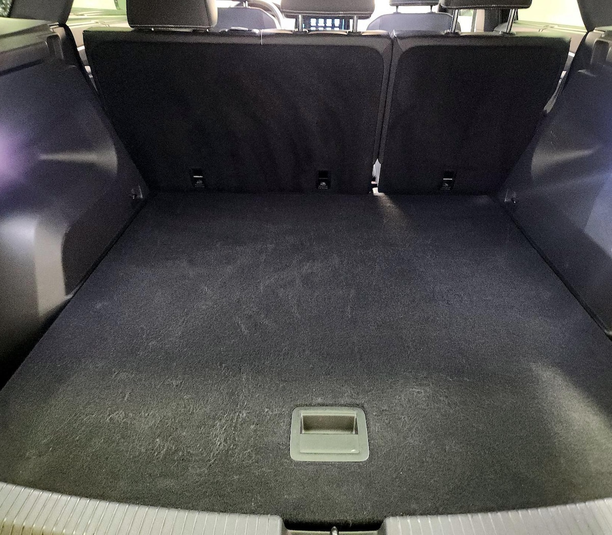 Trunk/Cargo (Seats Up)