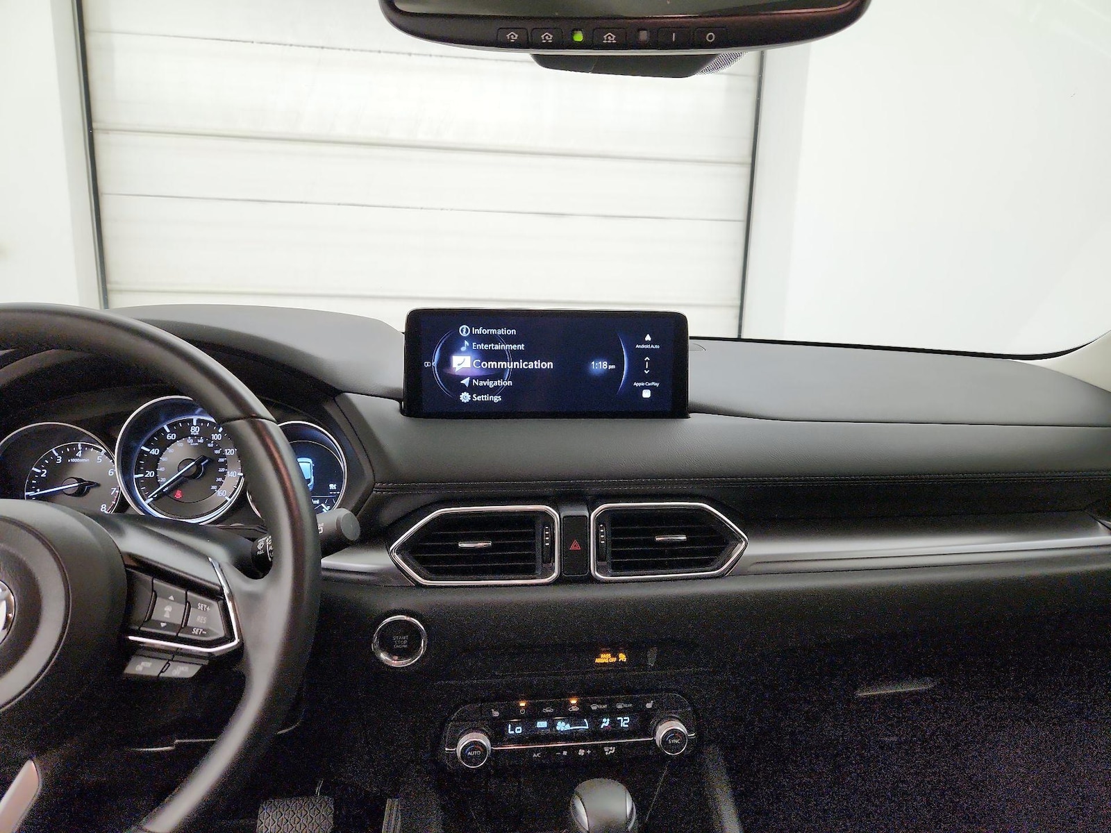 Apple CarPlay® & Android Auto™