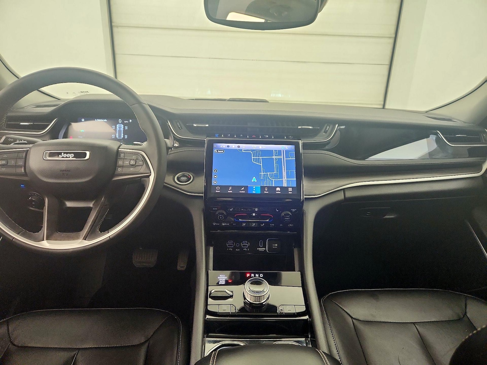 Apple CarPlay® & Android Auto™
