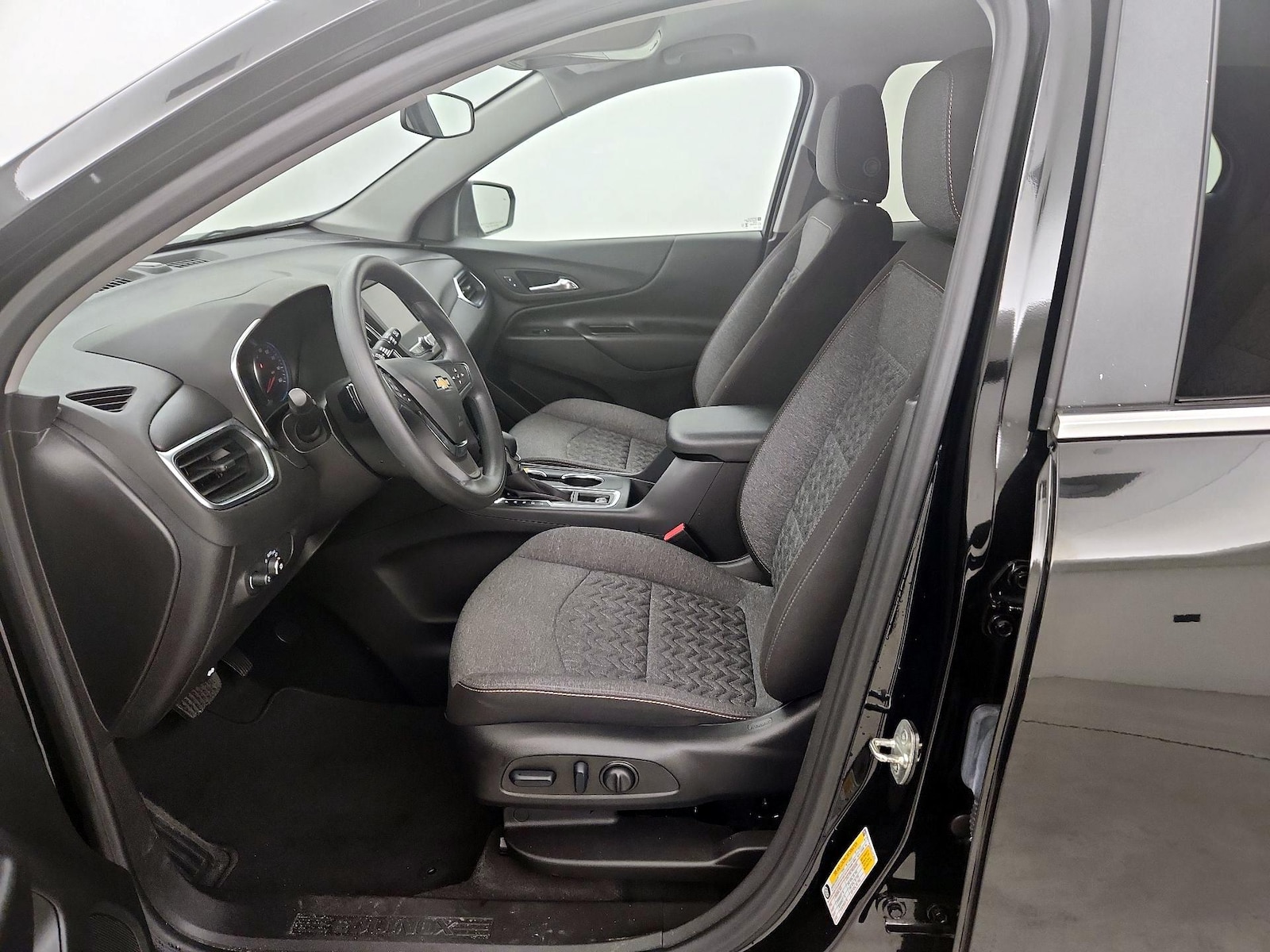 Power Seat(s) & Side Airbags