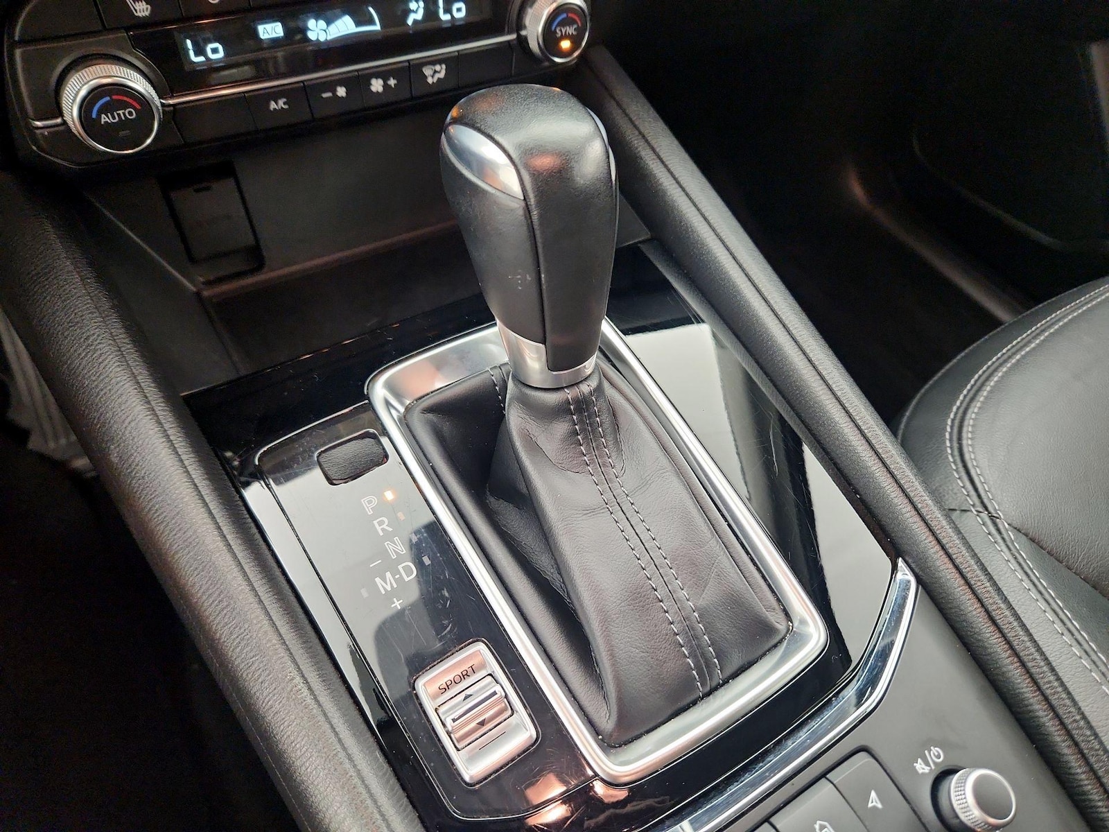 2025 Mazda CX-5 S Preferred package - Photo 18