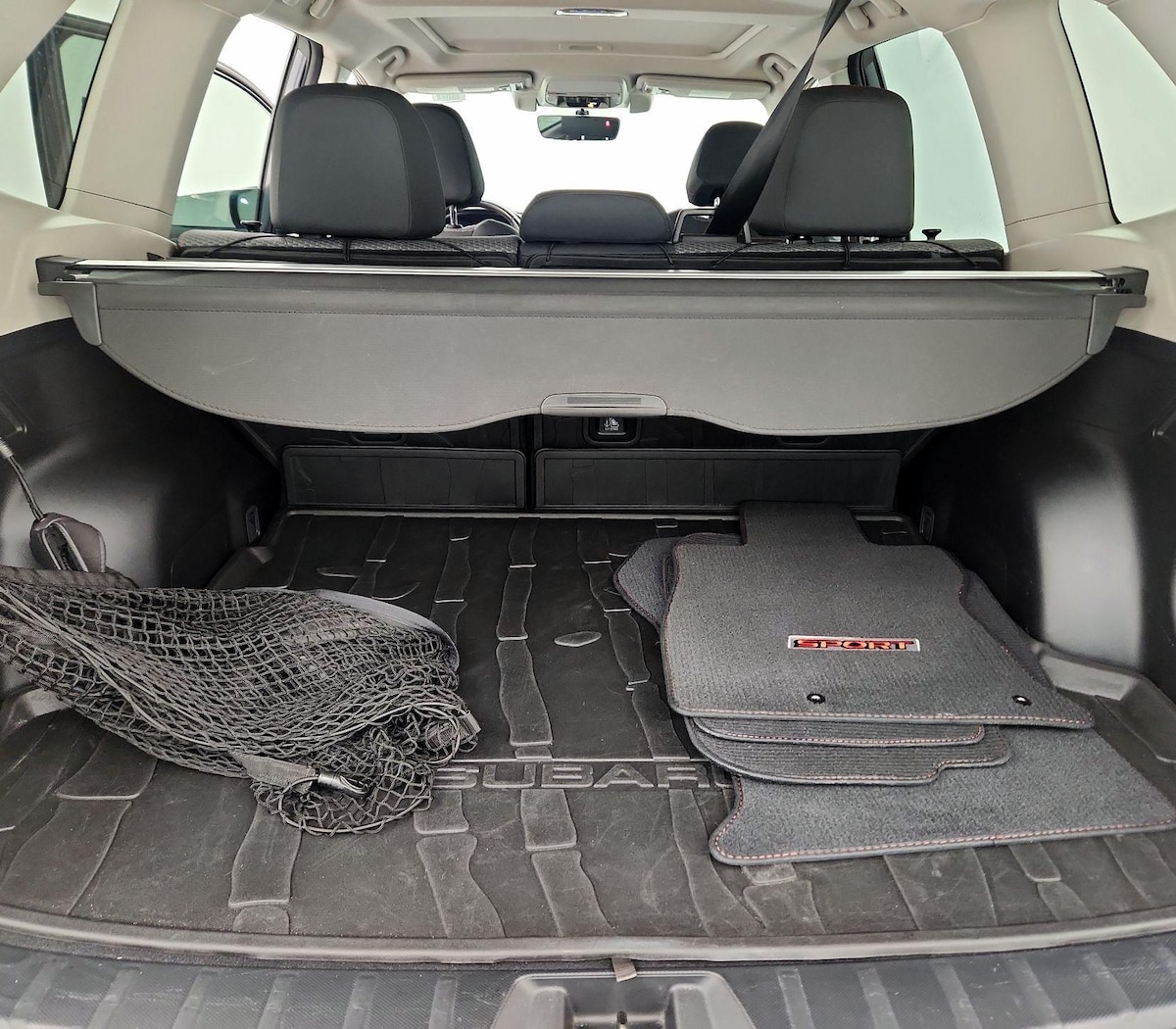 Trunk/Cargo (Seats Up)