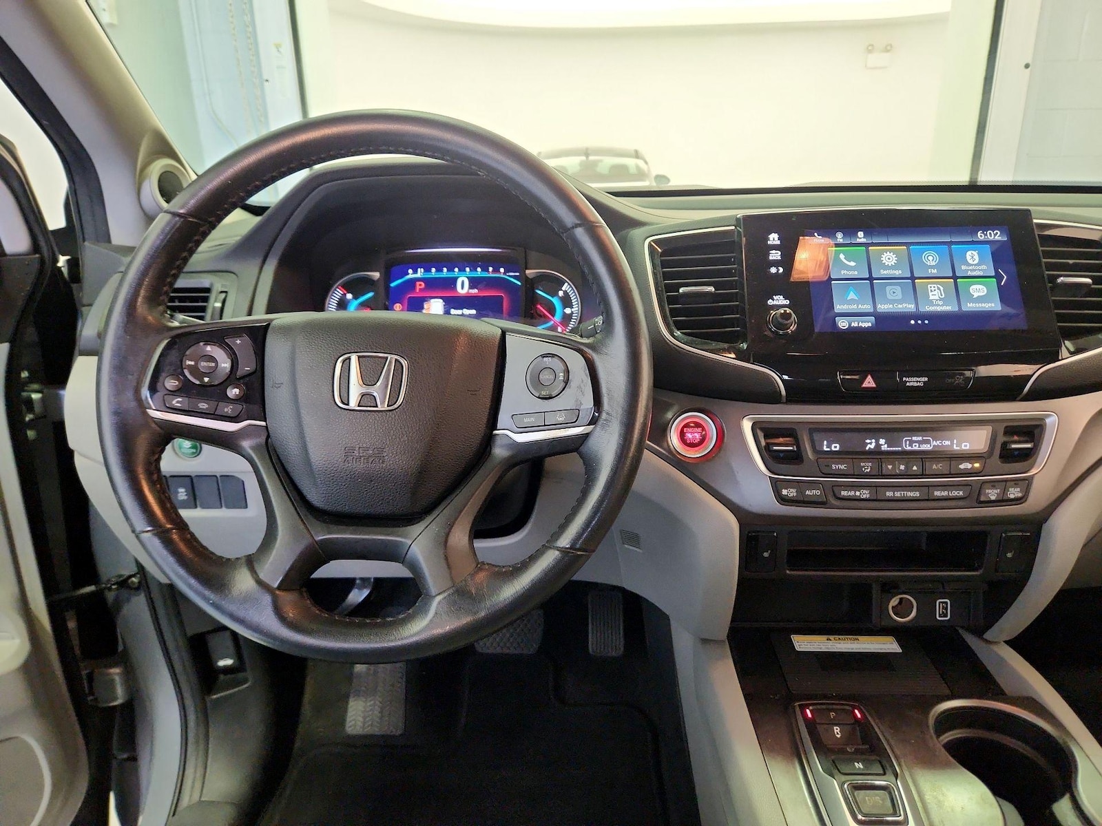 Apple CarPlay® & Android Auto™