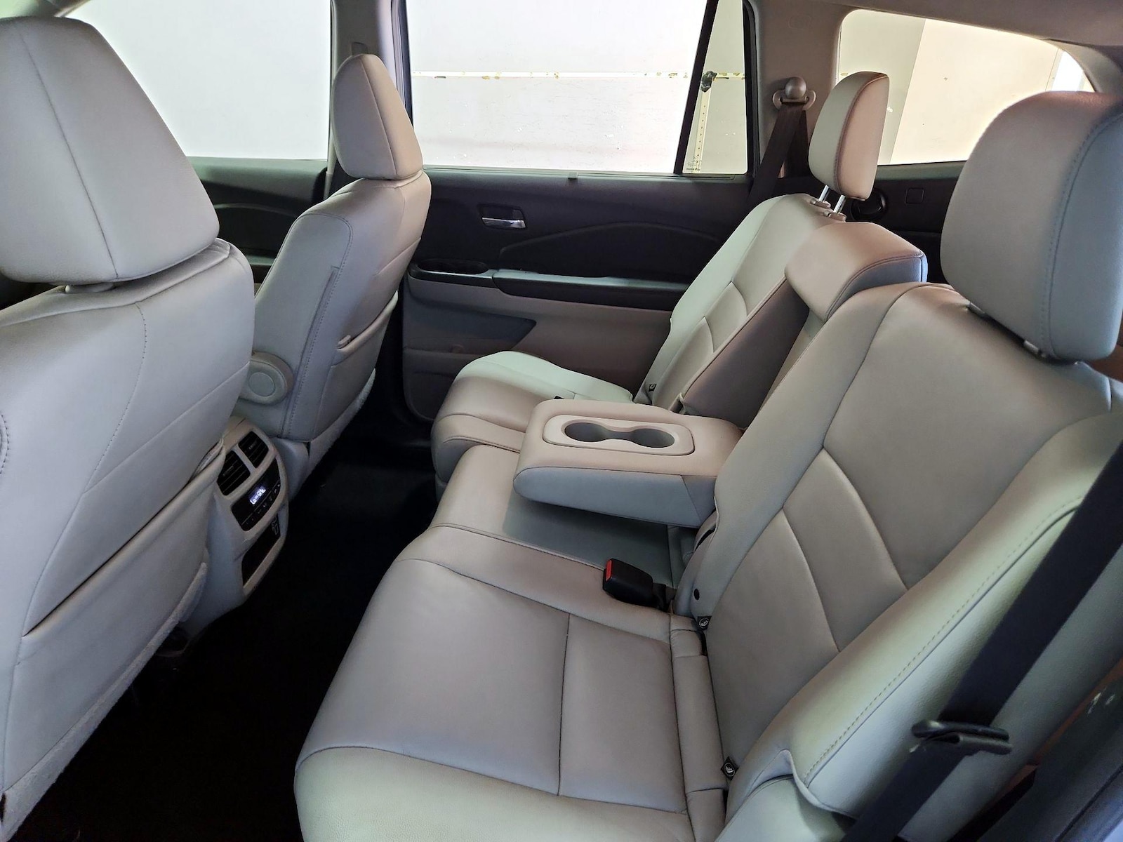 Rear Air Conditioning
