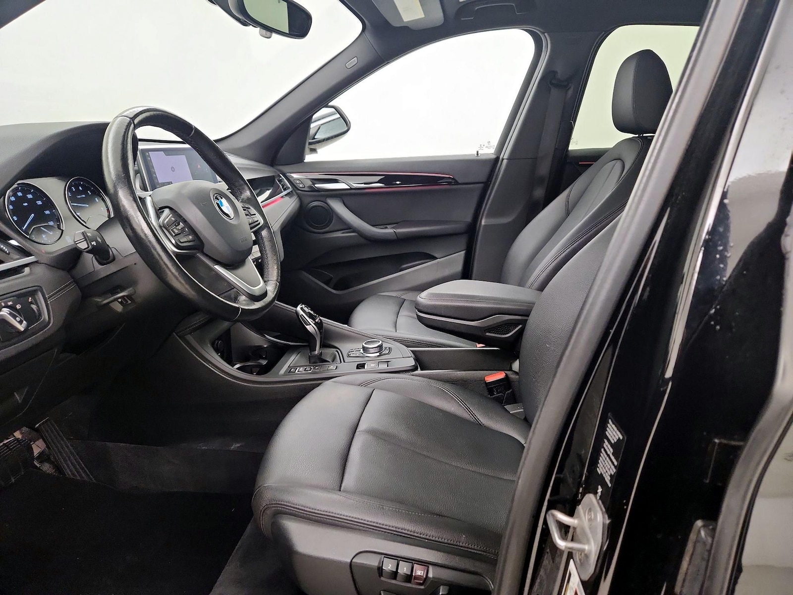 Power Seat(s) & Side Airbags