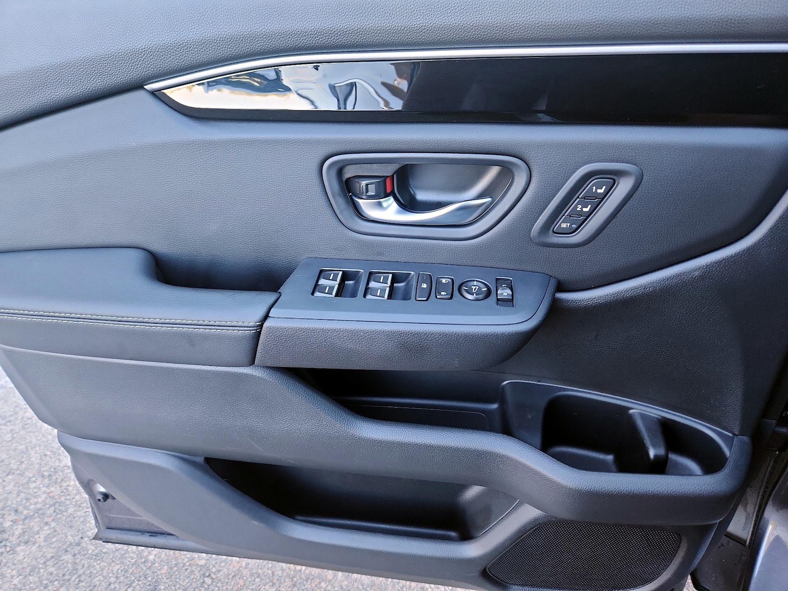 2025 Honda Pilot EX-L - Photo 13