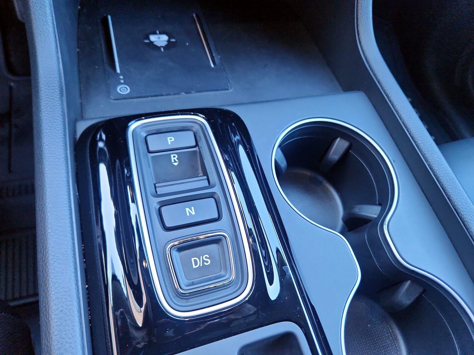 2025 Honda Pilot EX-L - Photo 18