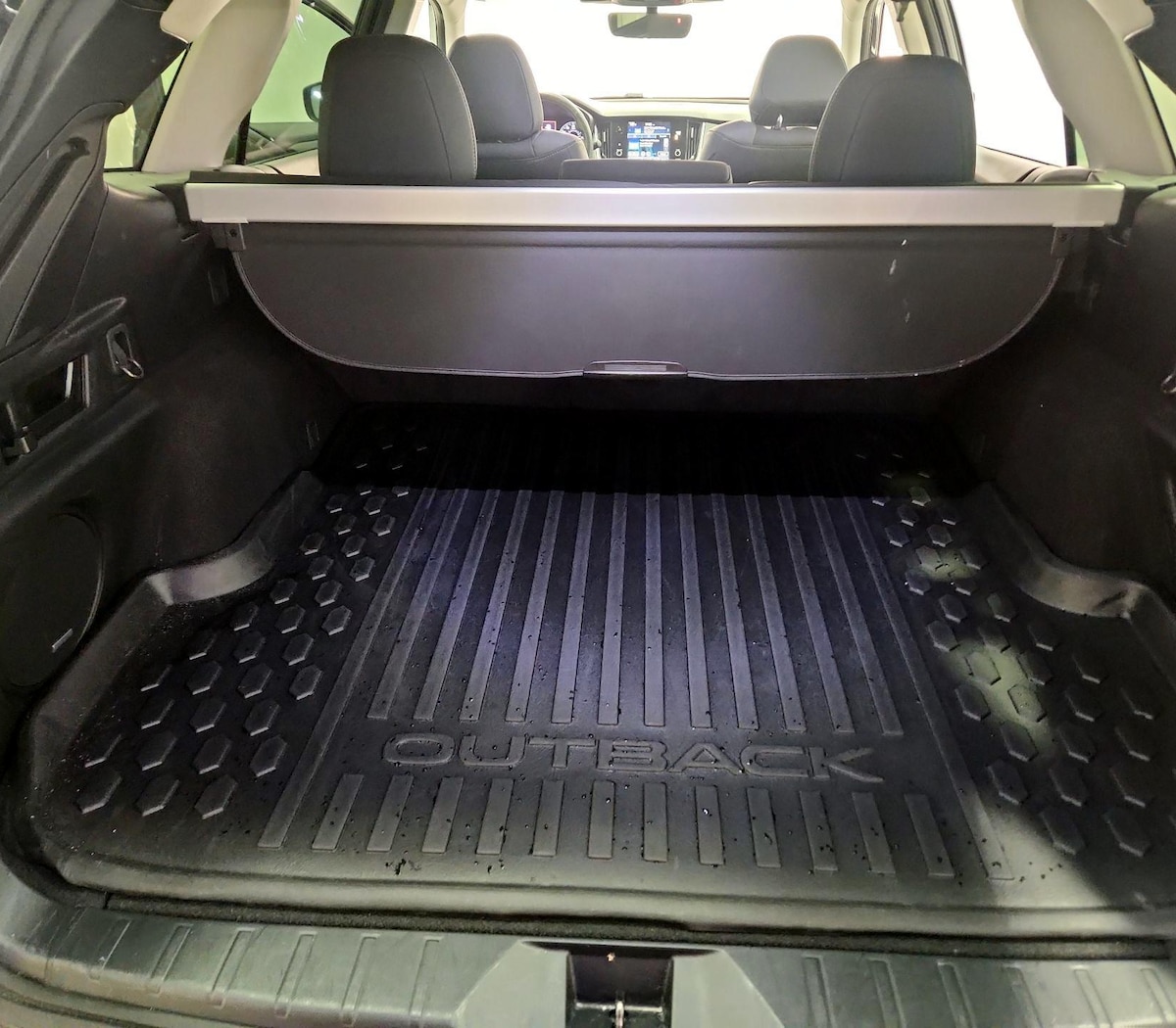 Trunk/Cargo (Seats Up)