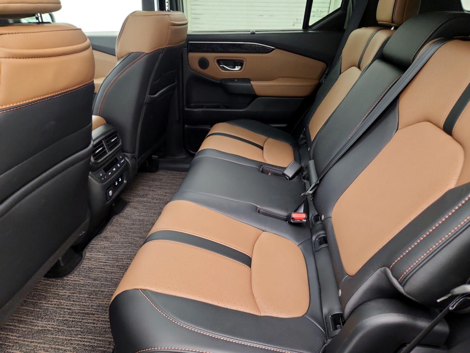 Rear Air Conditioning