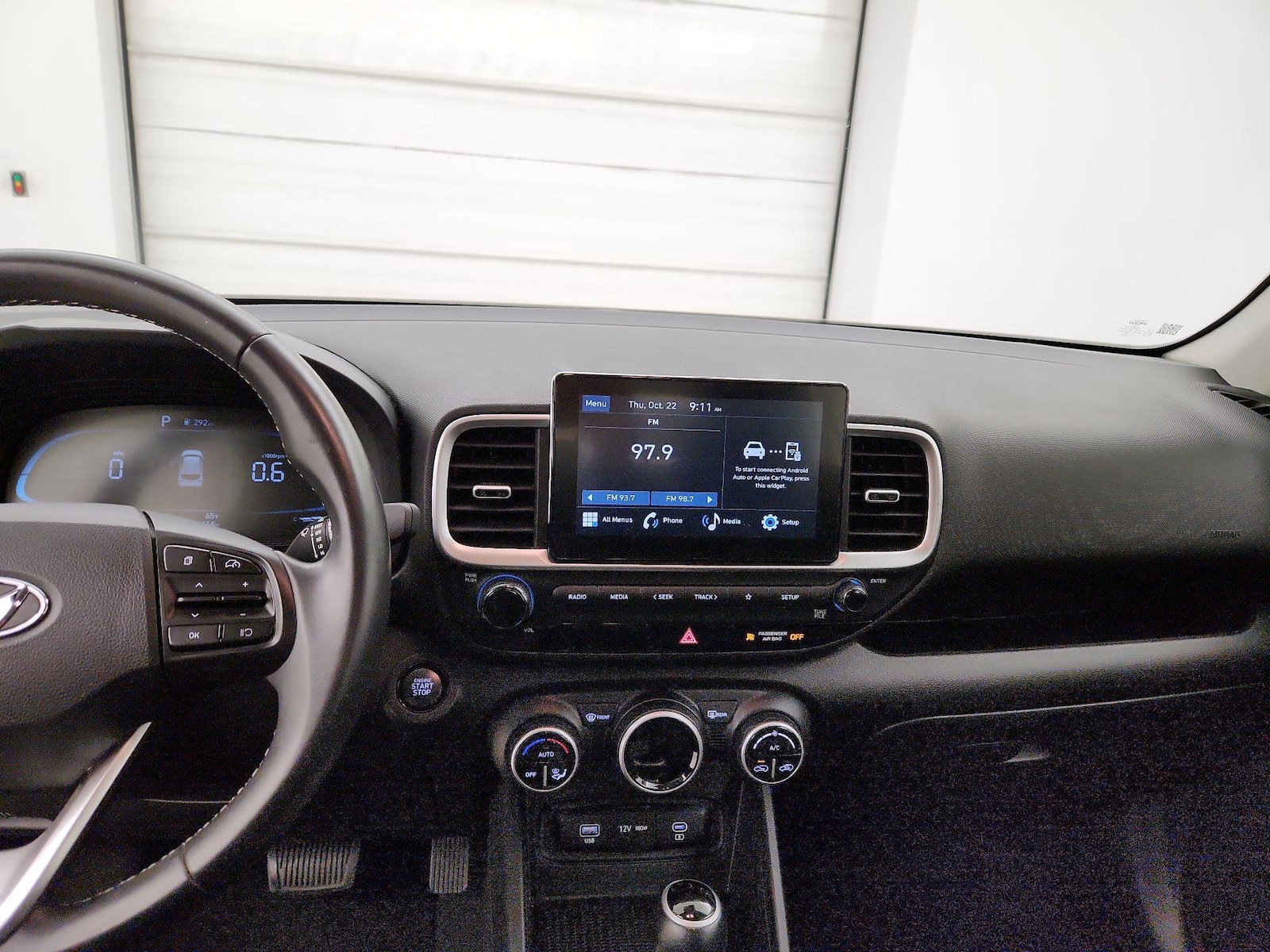 Apple CarPlay® & Android Auto™