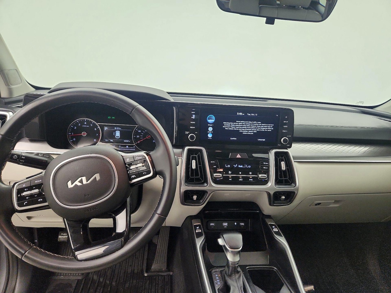 Apple CarPlay® & Android Auto™