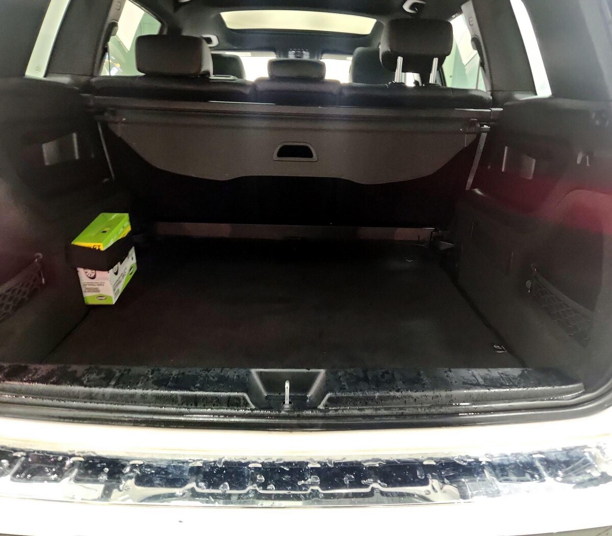Trunk/Cargo (Seats Up)