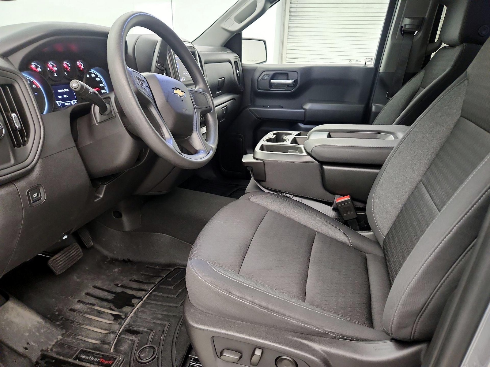 Power Seat(s) & Side Airbags