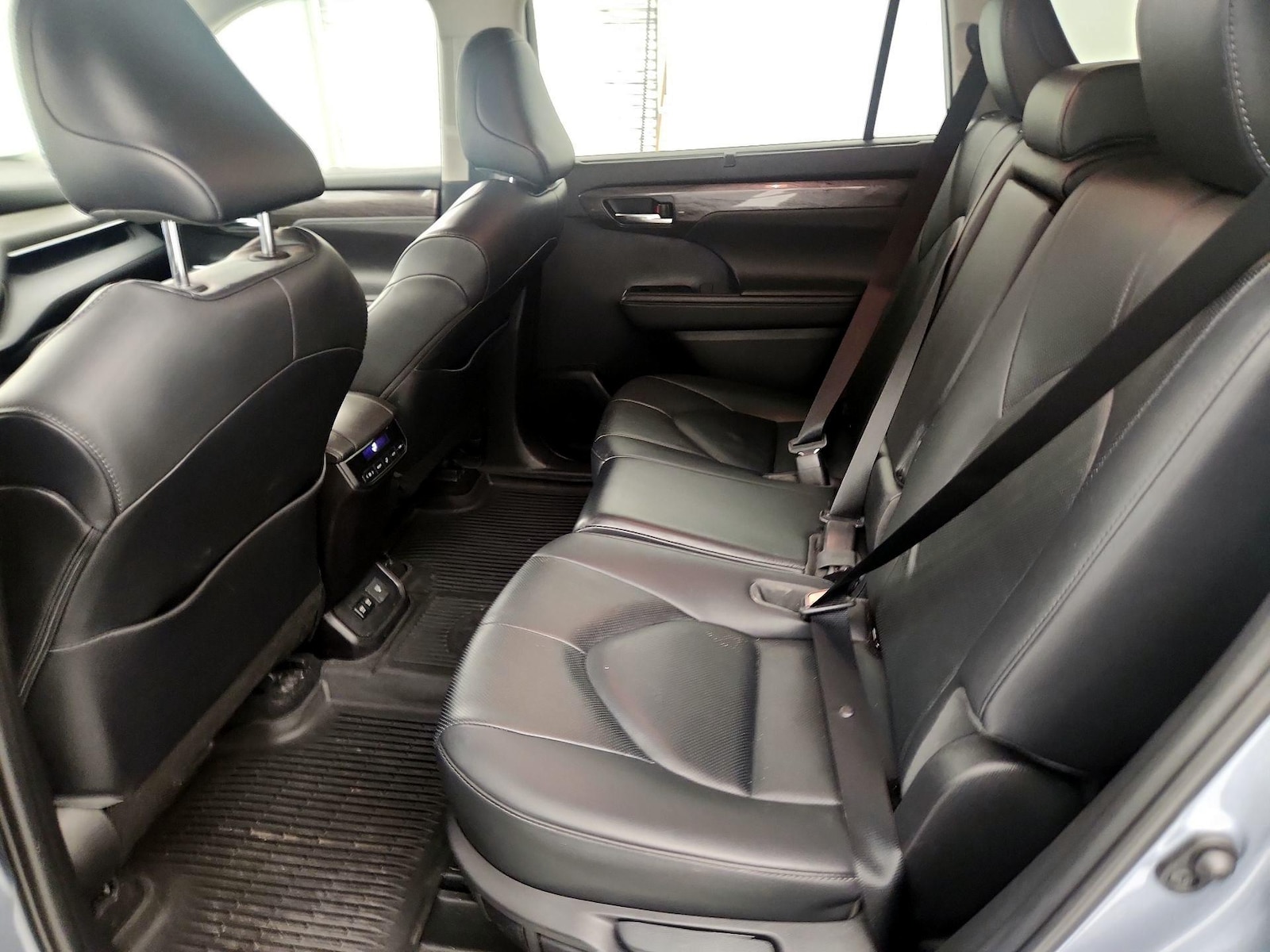 Rear Air Conditioning