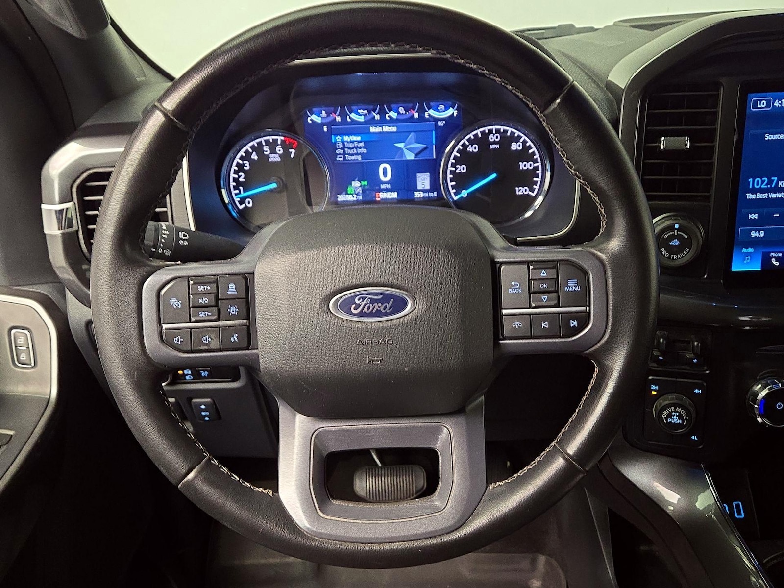 2023 Ford F-150 XLT - Photo 11