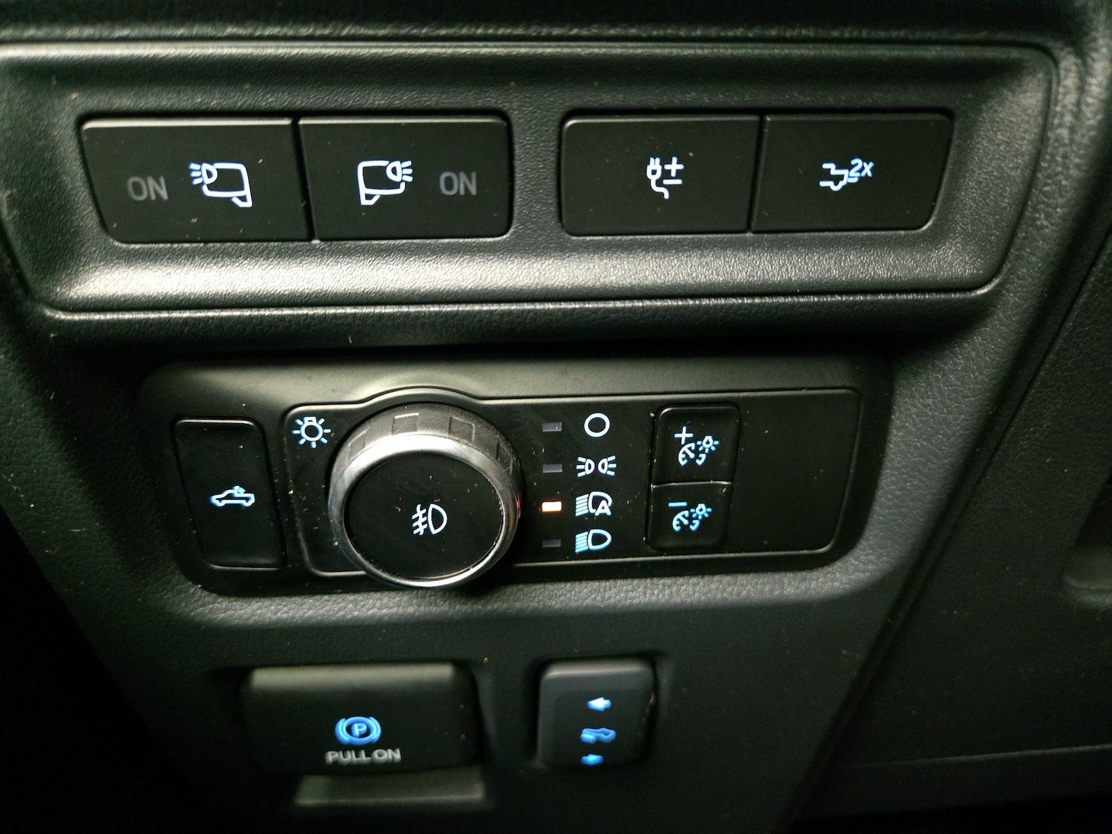 2023 Ford F-150 XLT - Photo 14