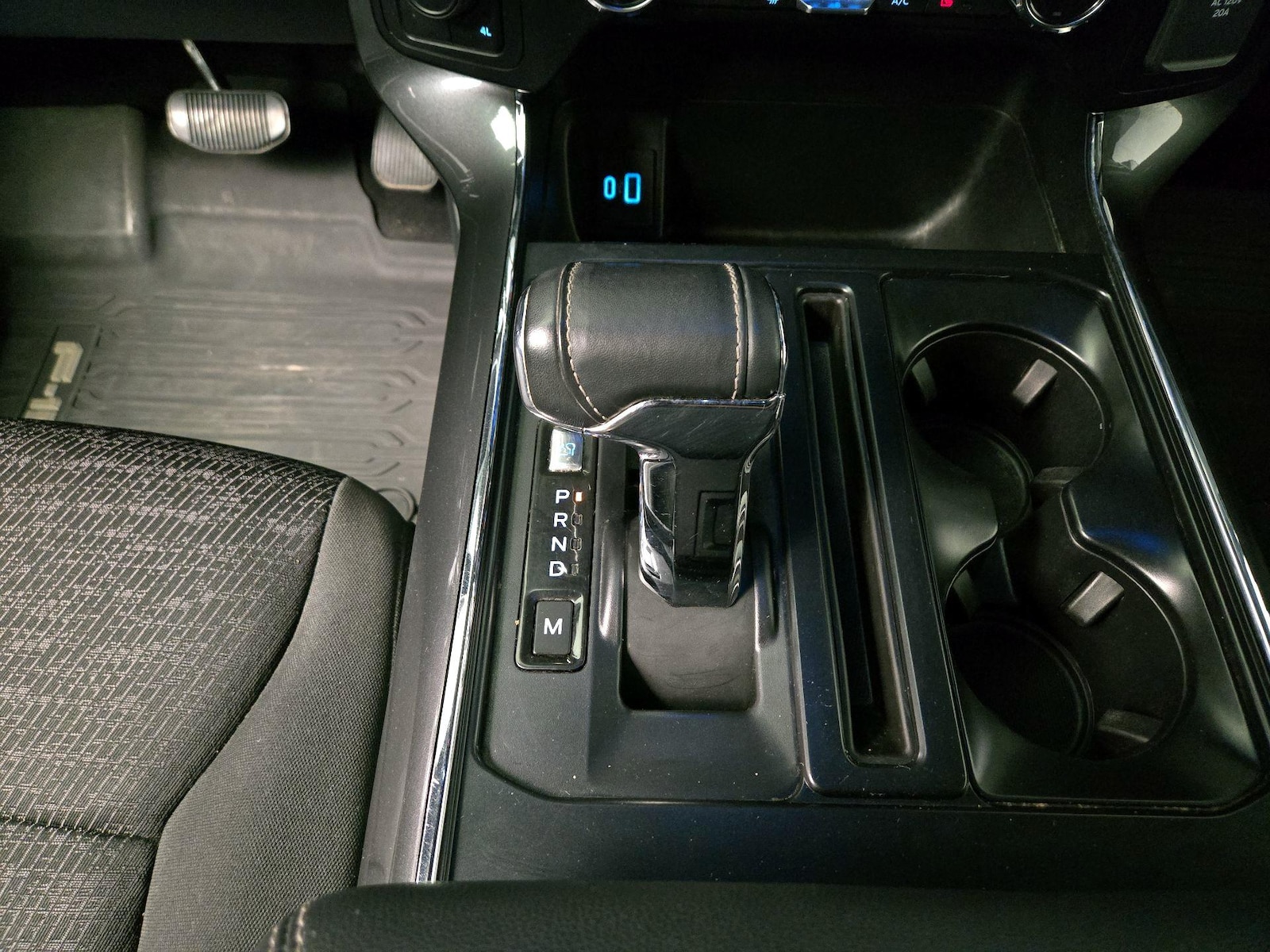 2023 Ford F-150 XLT - Photo 19
