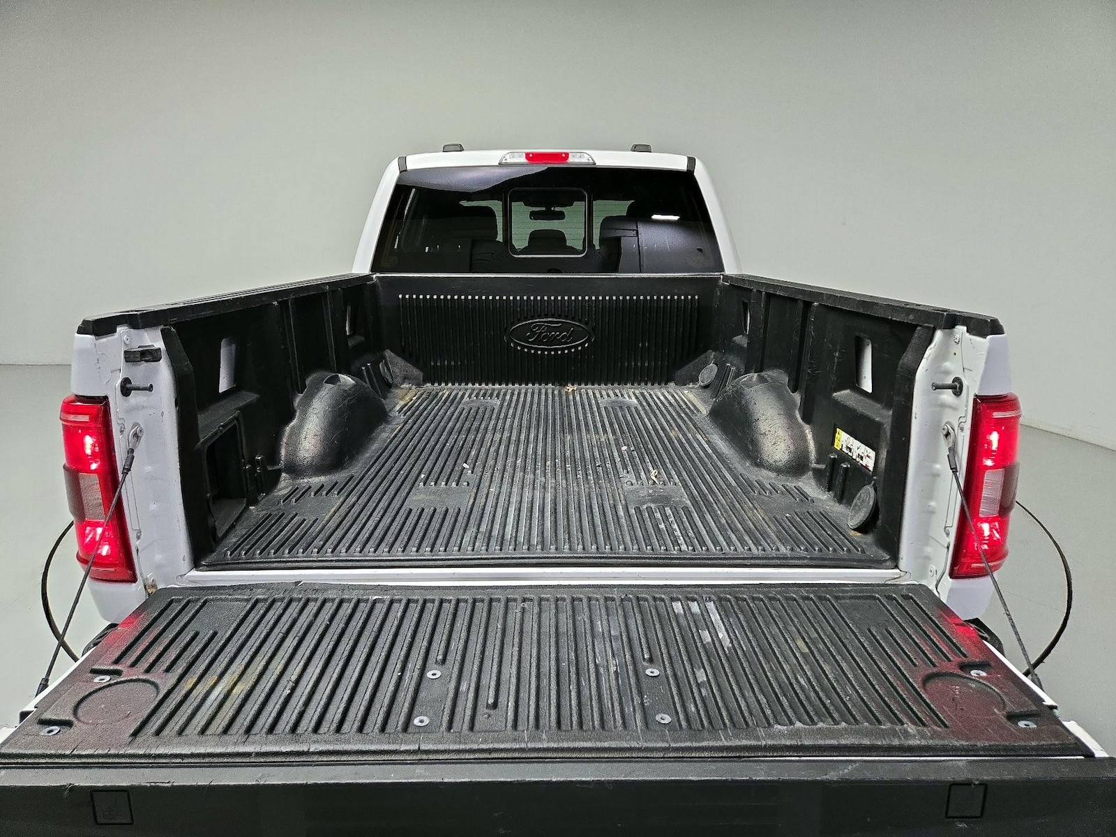 2023 Ford F-150 XLT - Photo 22