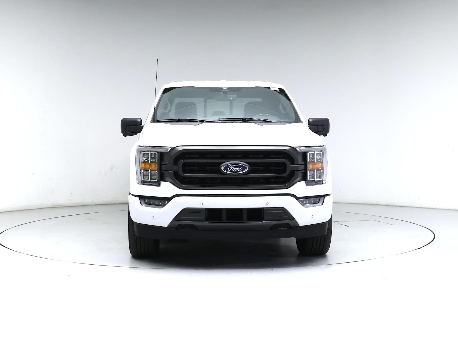 2023 Ford F-150 XLT - Photo 6