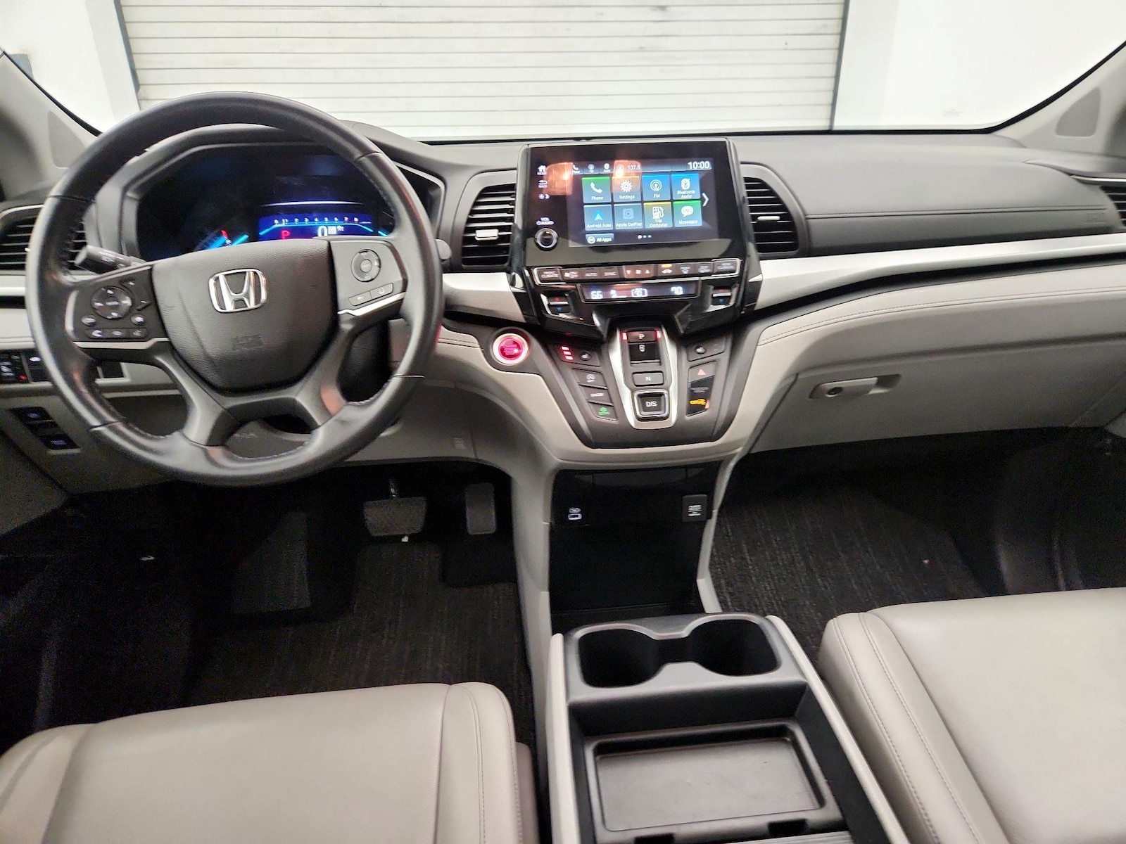 Apple CarPlay® & Android Auto™