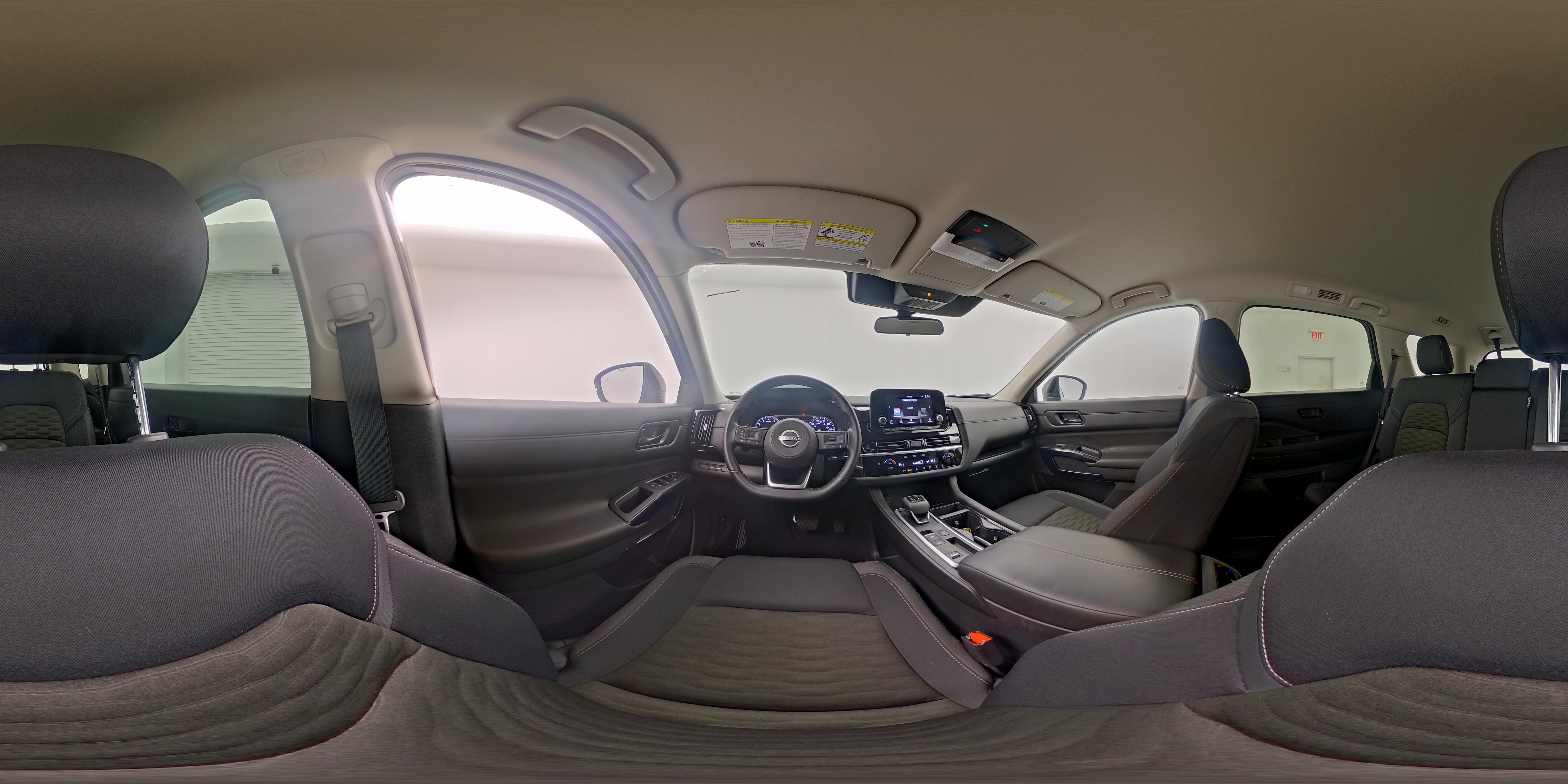 2025 Nissan Pathfinder SV - Photo 28