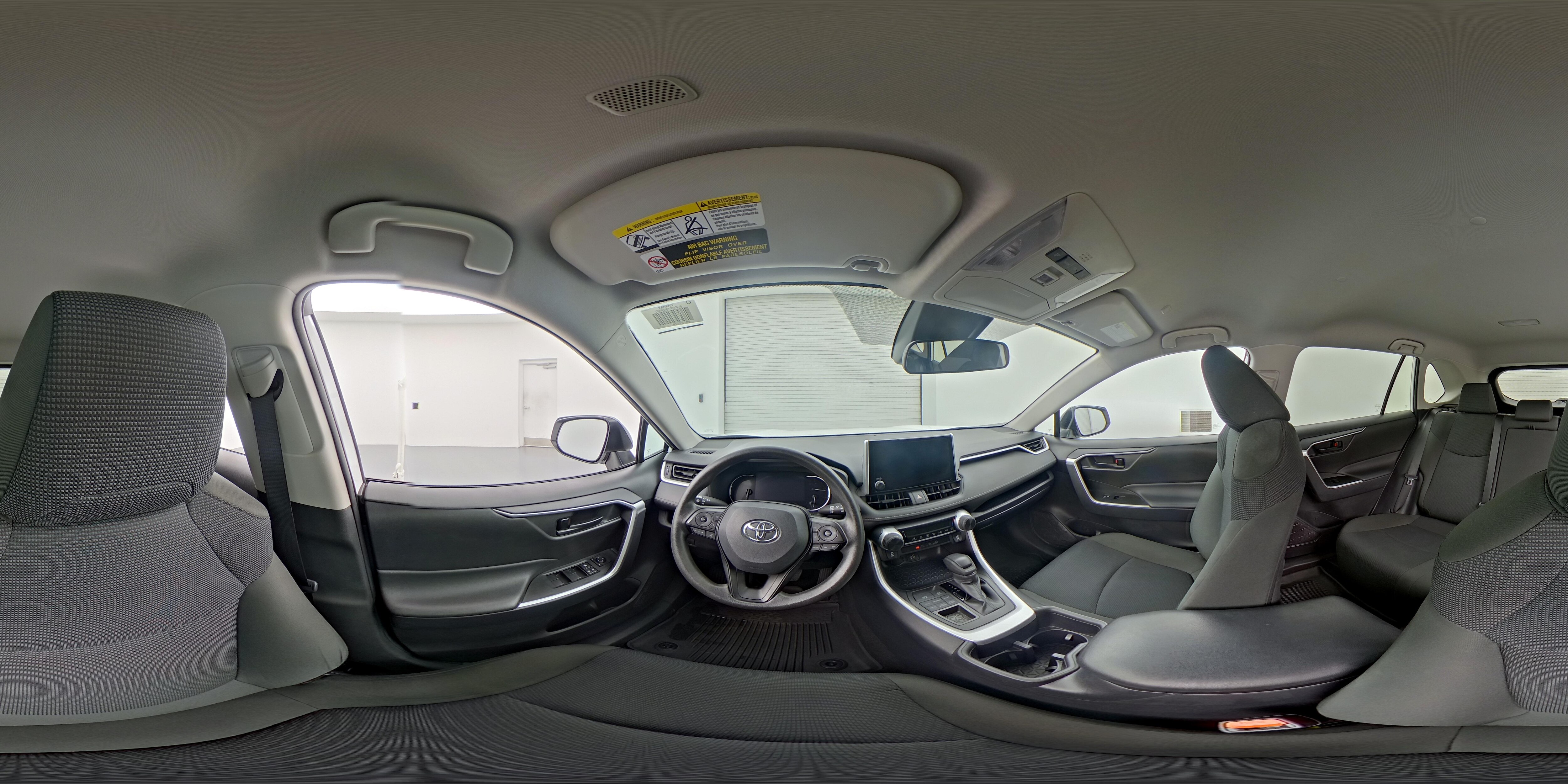 2025 Toyota RAV4 LE - Photo 26