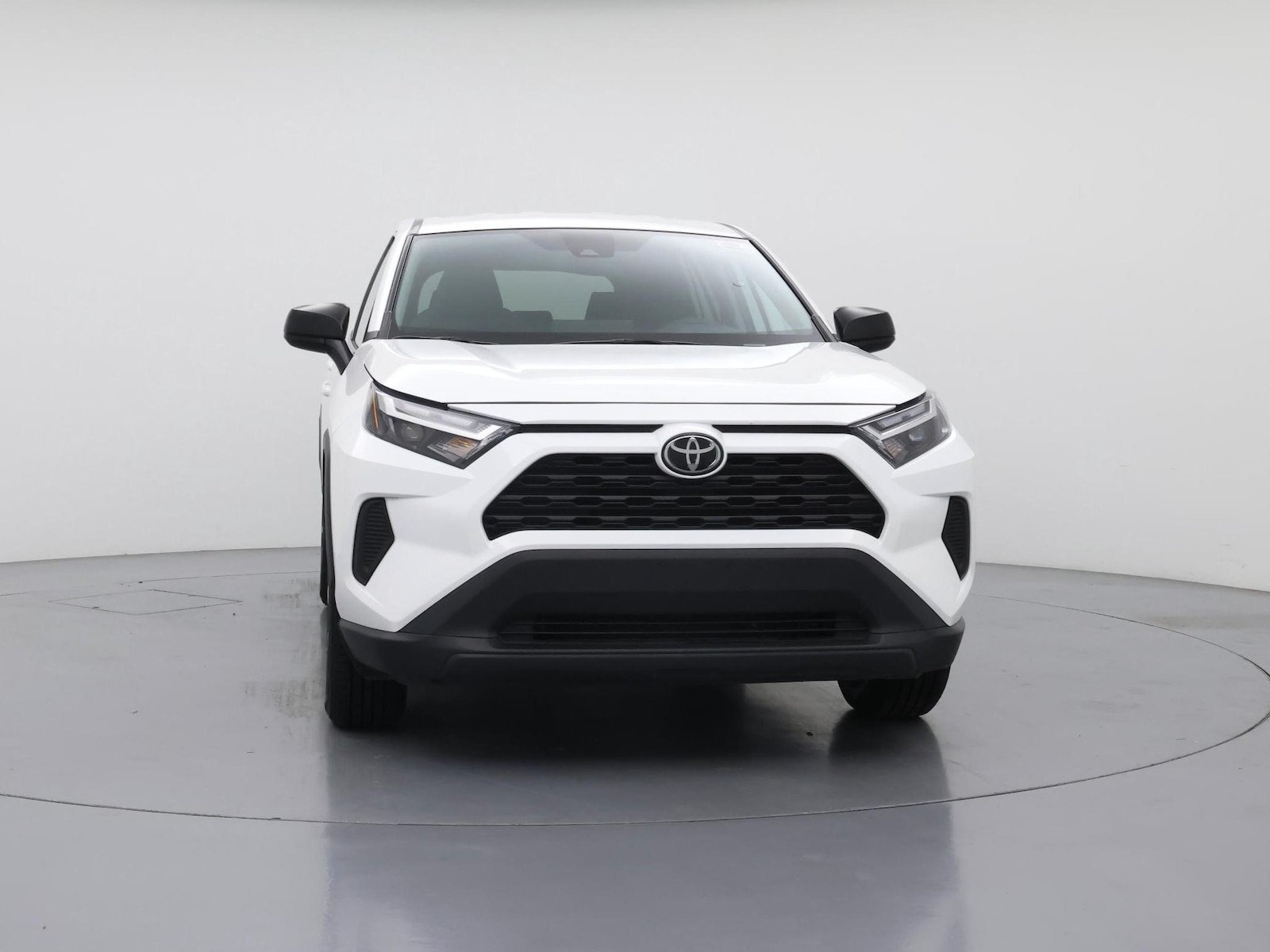 2025 Toyota RAV4 LE - Photo 6