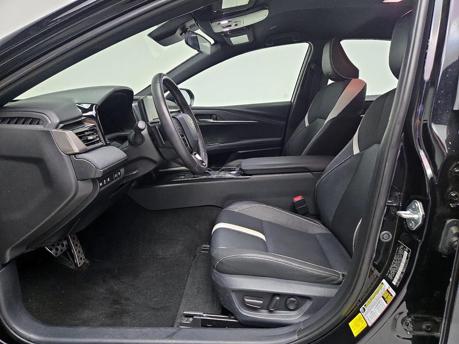 Power Seat(s) & Side Airbags
