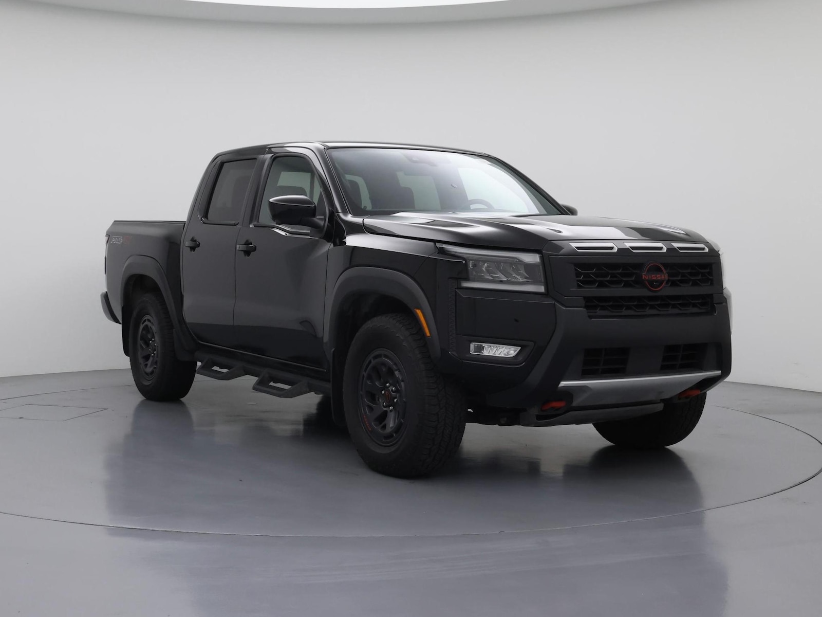 2026 Nissan Frontier PRO-4X - Photo 2