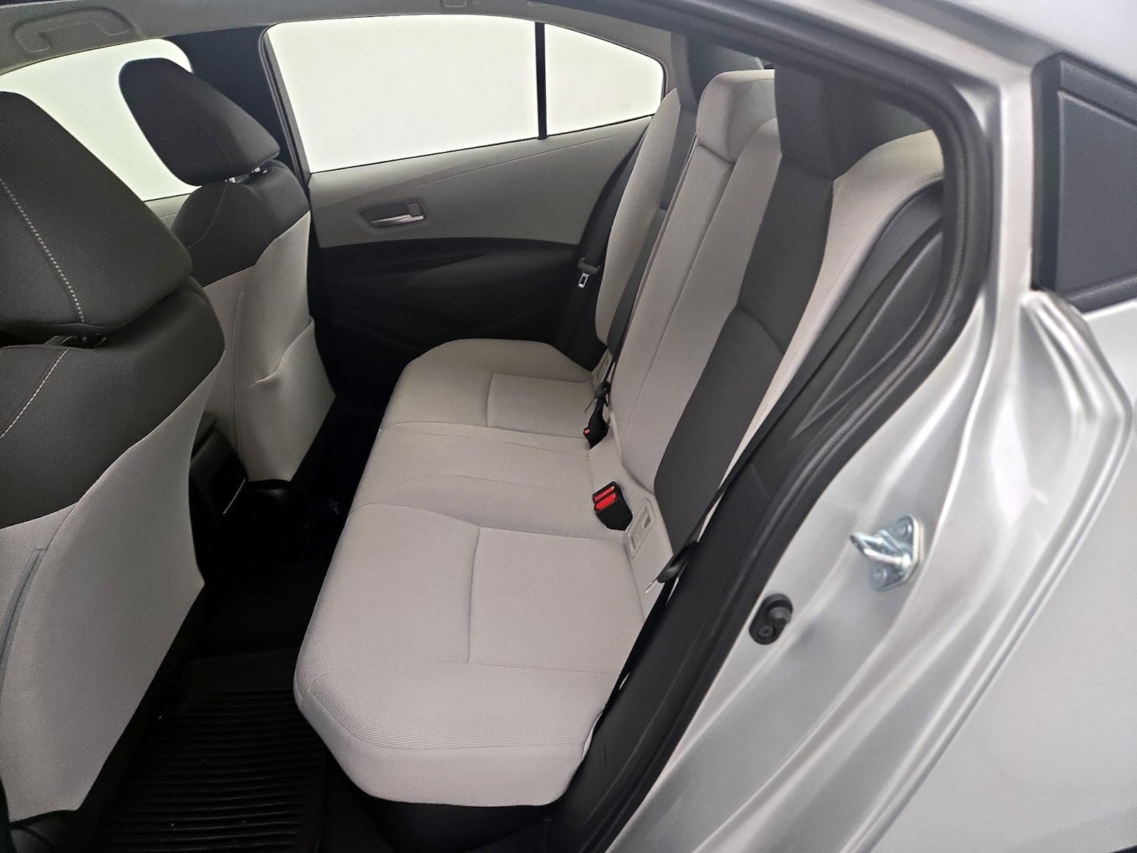 2021 Toyota Corolla LE - Photo 20