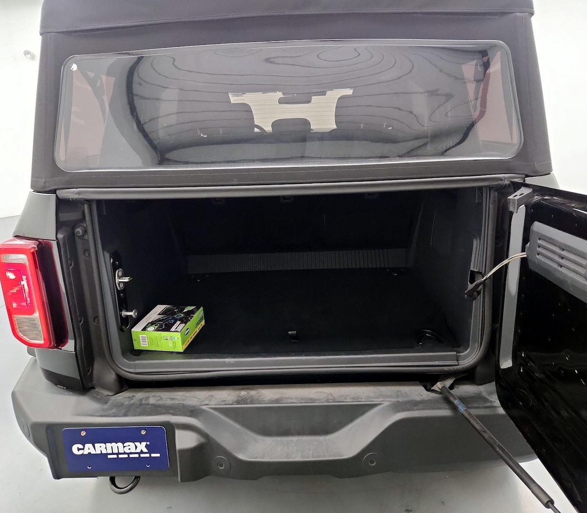Trunk/Cargo (Seats Up)