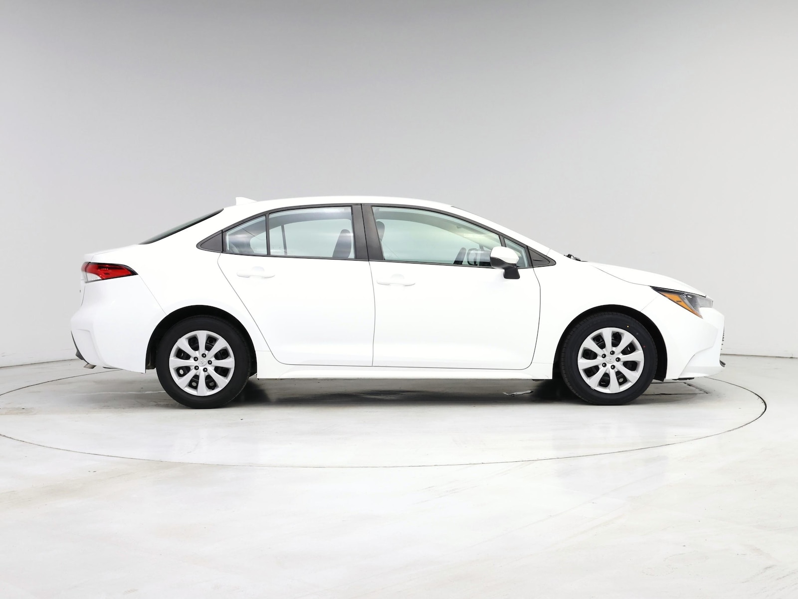 2023 Toyota Corolla LE - Photo 8