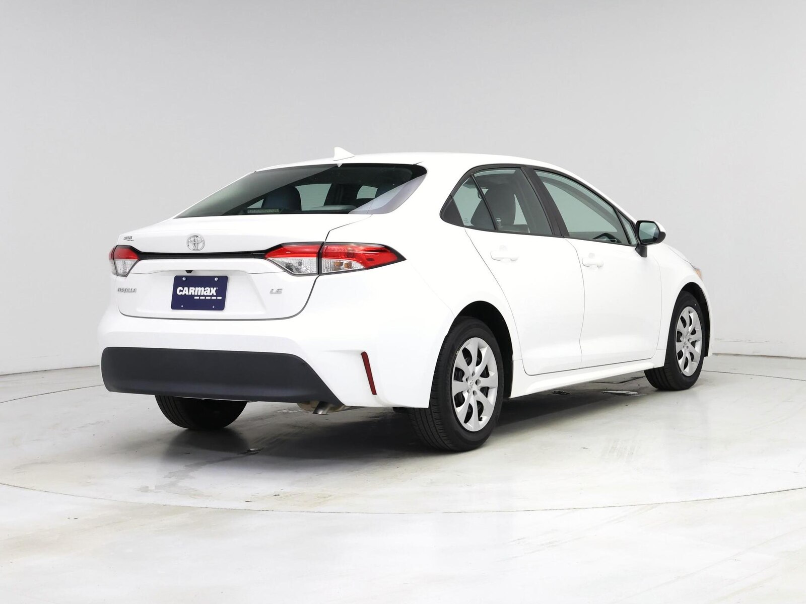 2023 Toyota Corolla LE - Photo 9