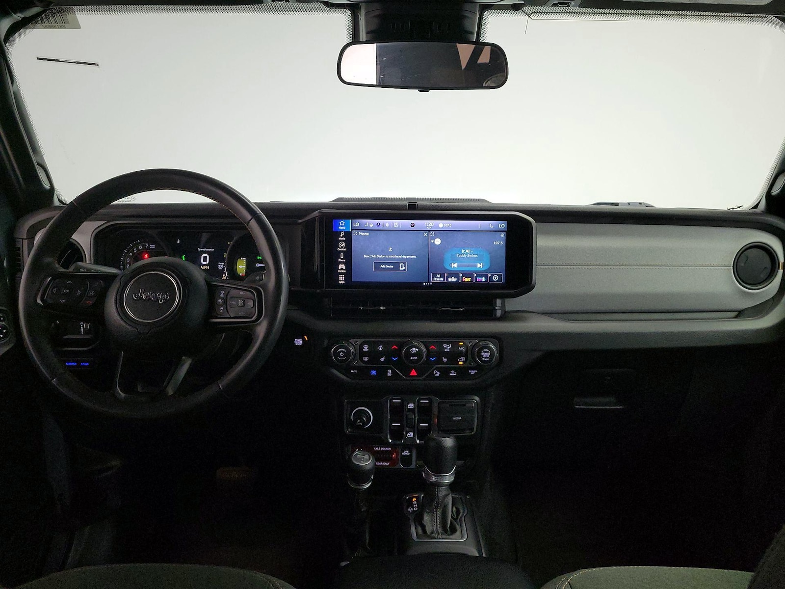 Apple CarPlay® & Android Auto™